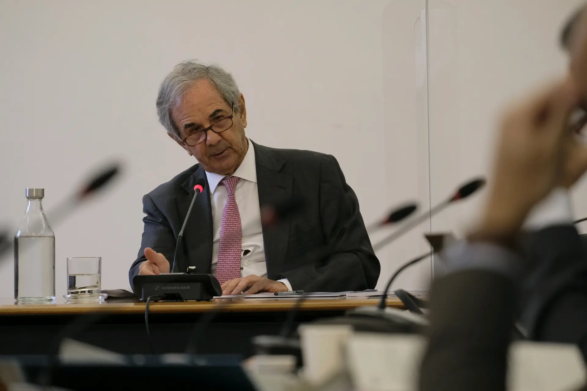 Comissão de acompanhamento do Novo Banco antecipa que Fundo de Resolução tenha de pôr mais €100 milhões em 2022