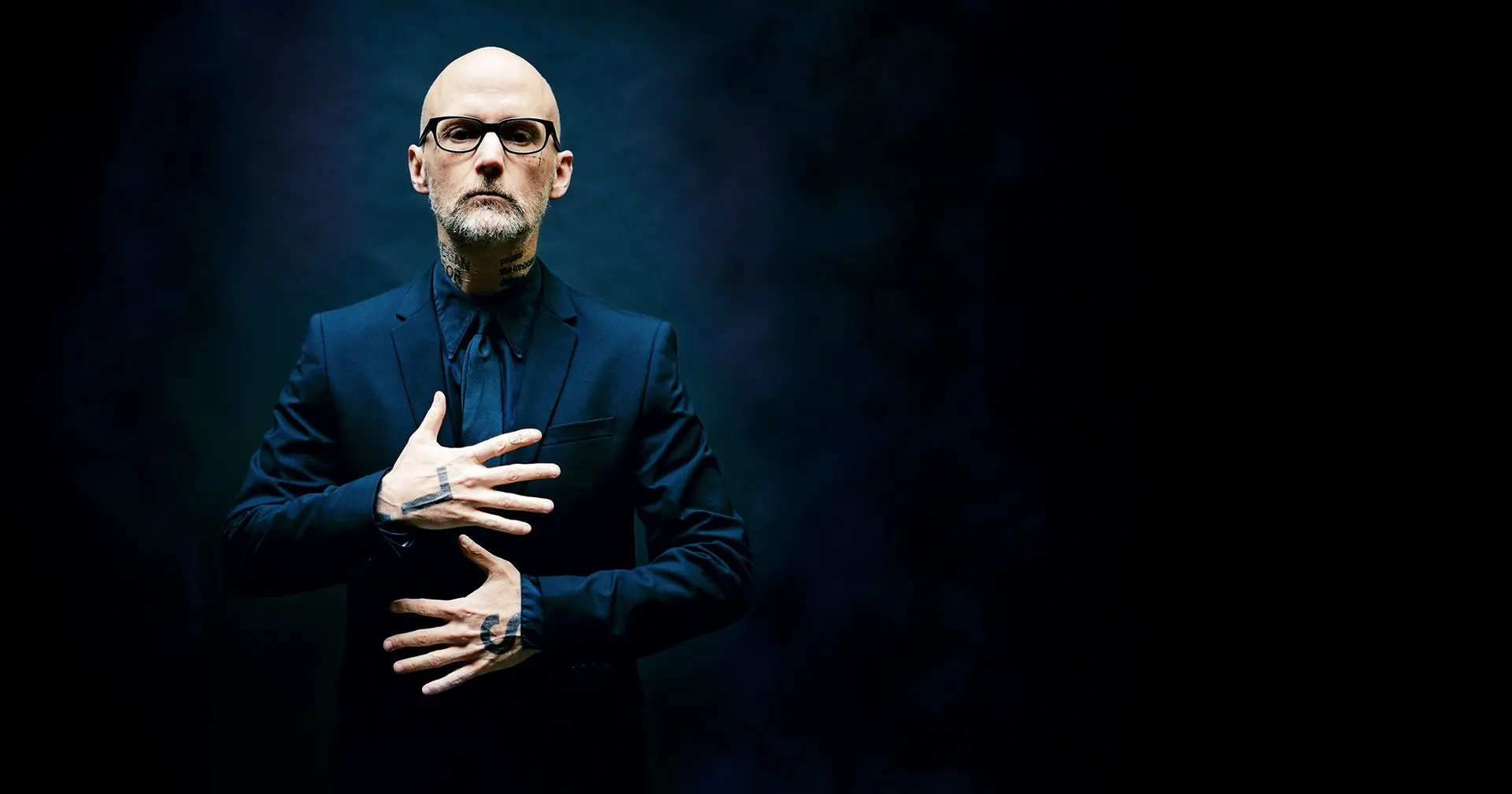 Moby: “Ser figura pública pode levar a um grande isolamento”. Entrevista  sobre o lado negro do sucesso e como sair dele