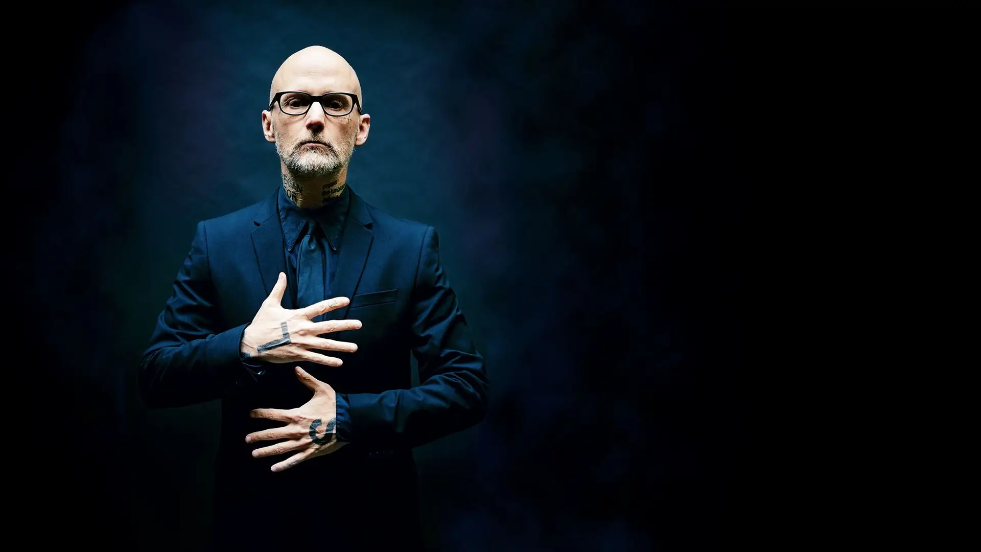 Moby: “Ser figura pública pode levar a um grande isolamento”. Entrevista  sobre o lado negro do sucesso e como sair dele