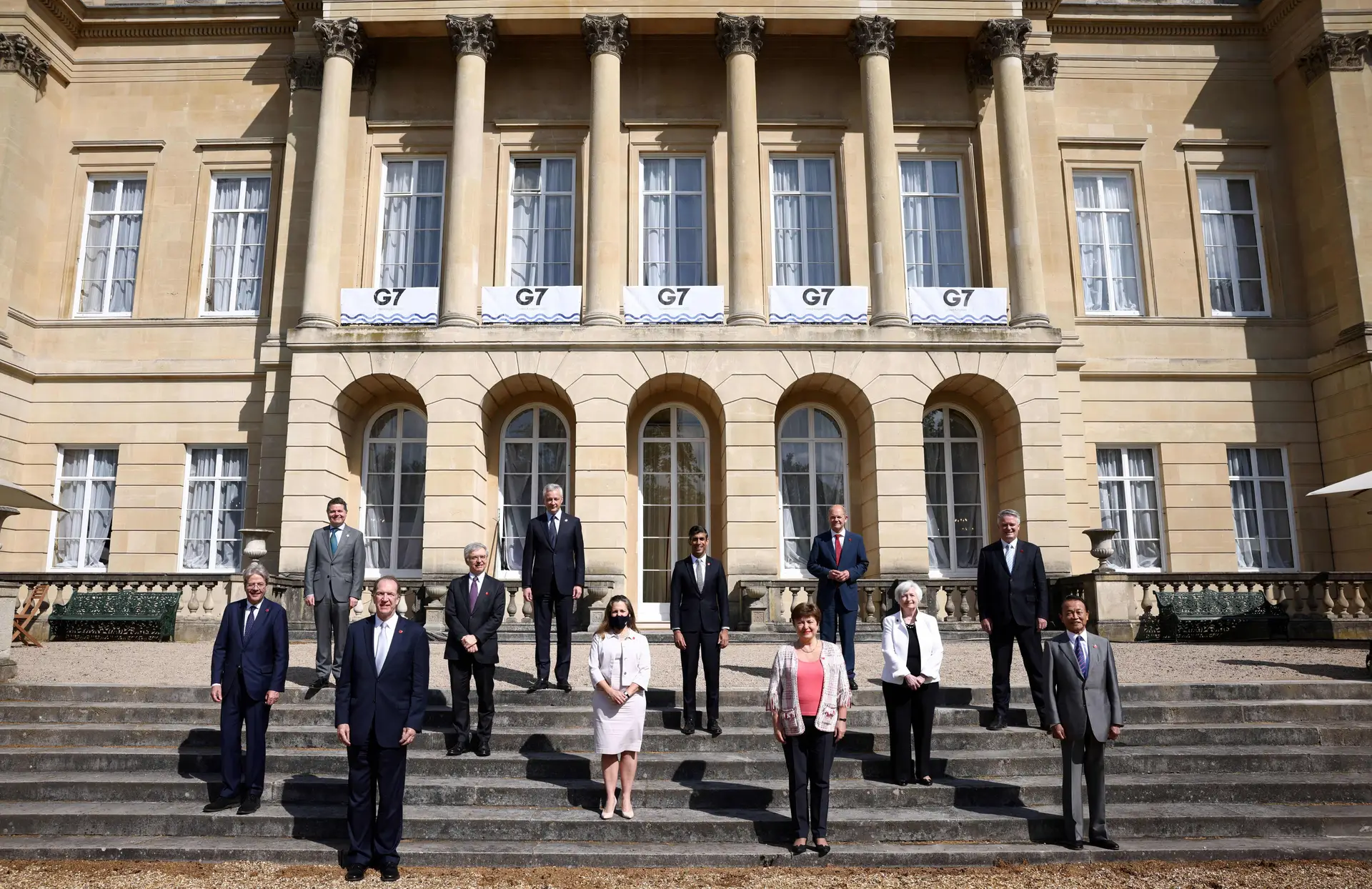 Ministros das Finanças do G7 chegam a acordo para aplicar IRC mínimo de 15%
