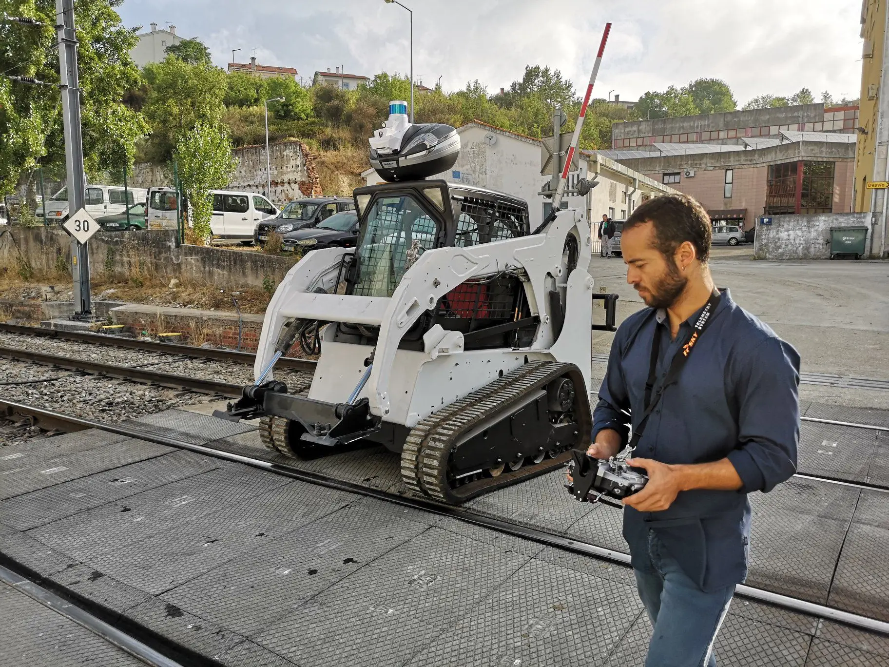 Conheça o Ranger, o robô que uma equipa de portugueses quer pôr a limpar matas sem intervenção humana