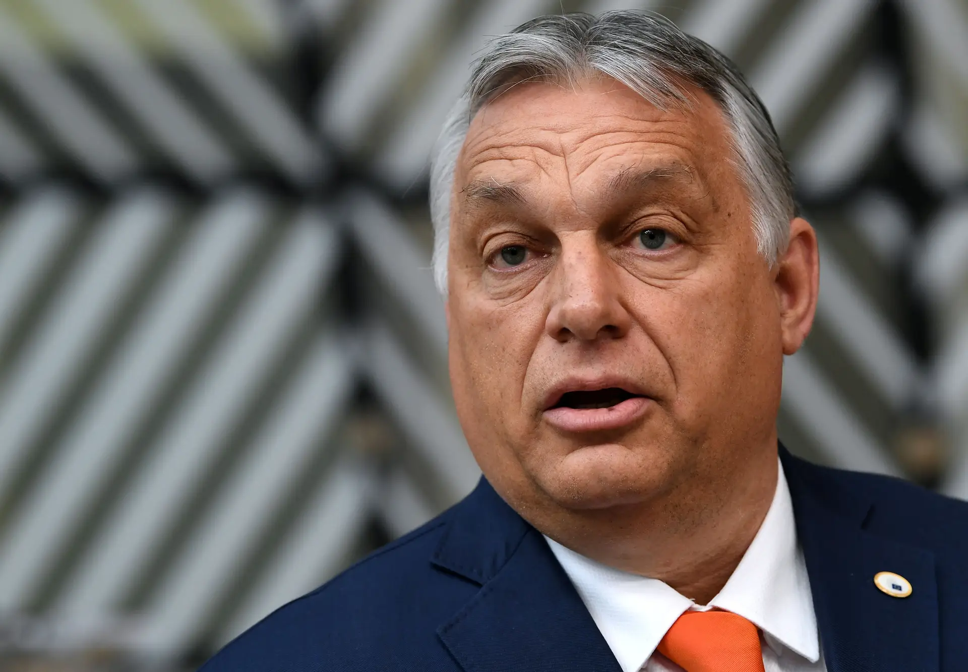 Cimeira Europeia. Orbán encostado às cordas do Estado de Direito, Rutte perguntou-lhe se quer sair da UE, Costa alinhou na pressão