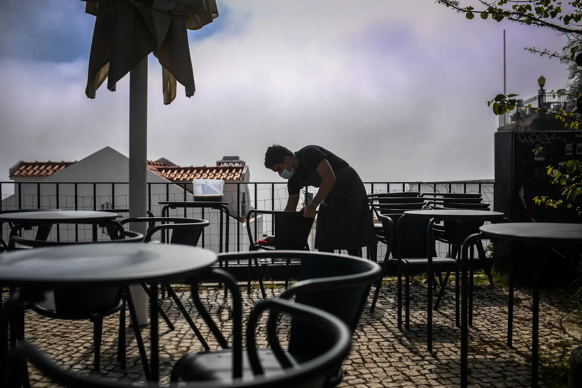 Pandemia deixa mais de metade da população sem conseguir pagar despesas (ou em risco de não conseguir)