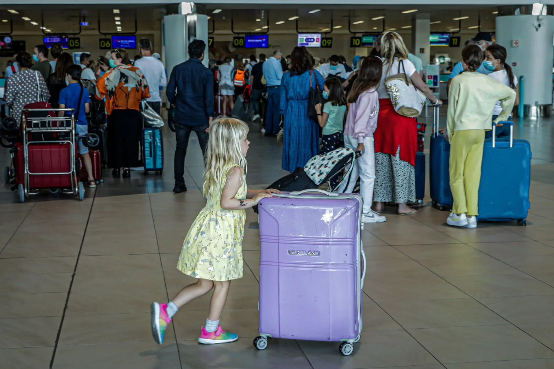 Reino Unido em negociações avançadas com Bruxelas para adotar o passaporte covid