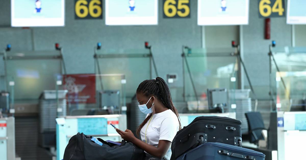 Passageiros com voos atrasados ou cancelados na pandemia têm direito a indemnização