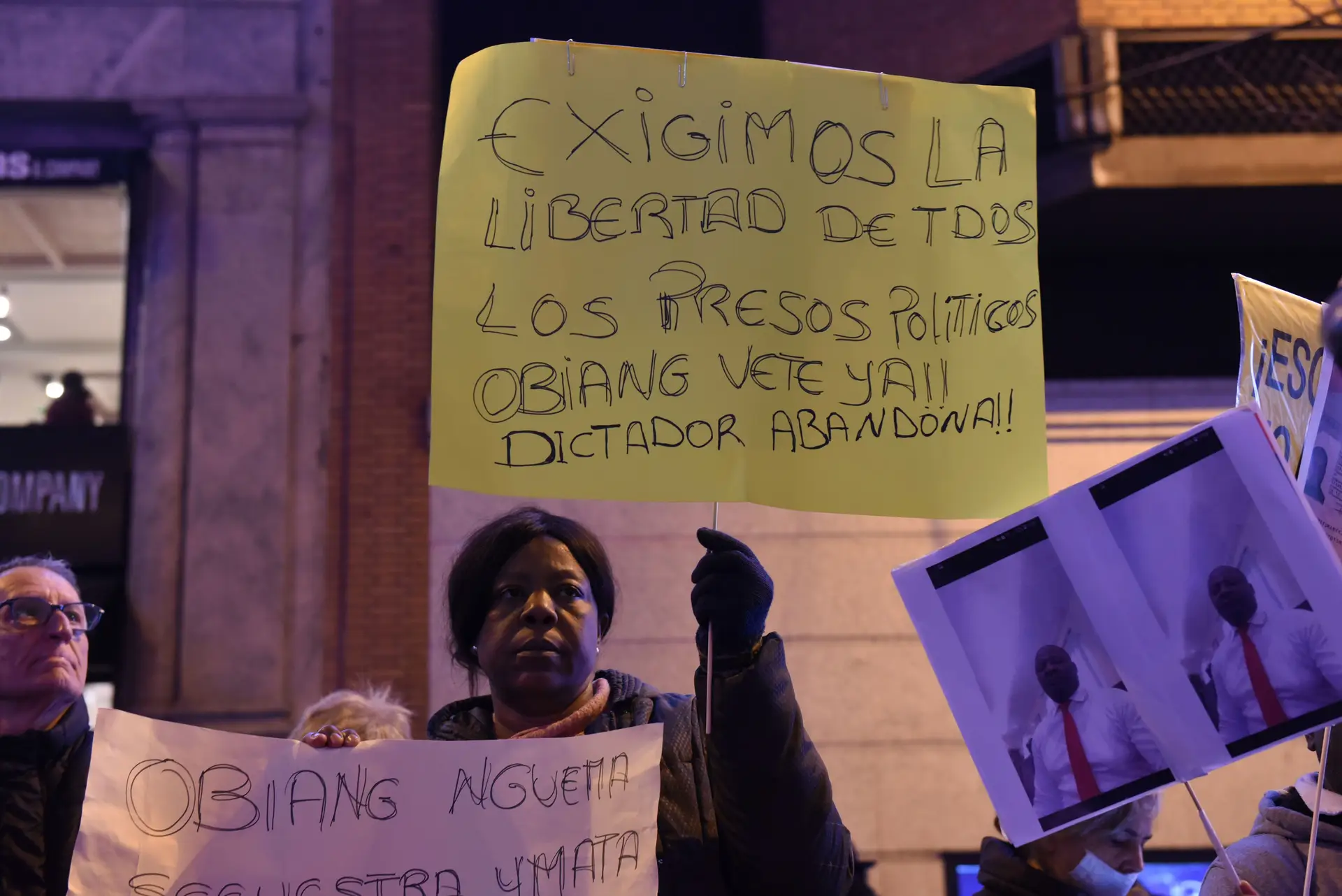 Um protesto na Guiné Equatorial, que faz parte da CPLP mas onde ainda há graves atropelos aos direitos humanos