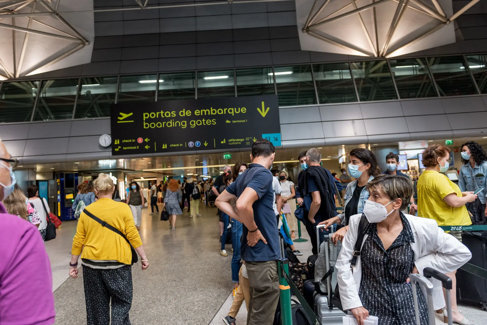 Segunda zona de check-in, às 10h30