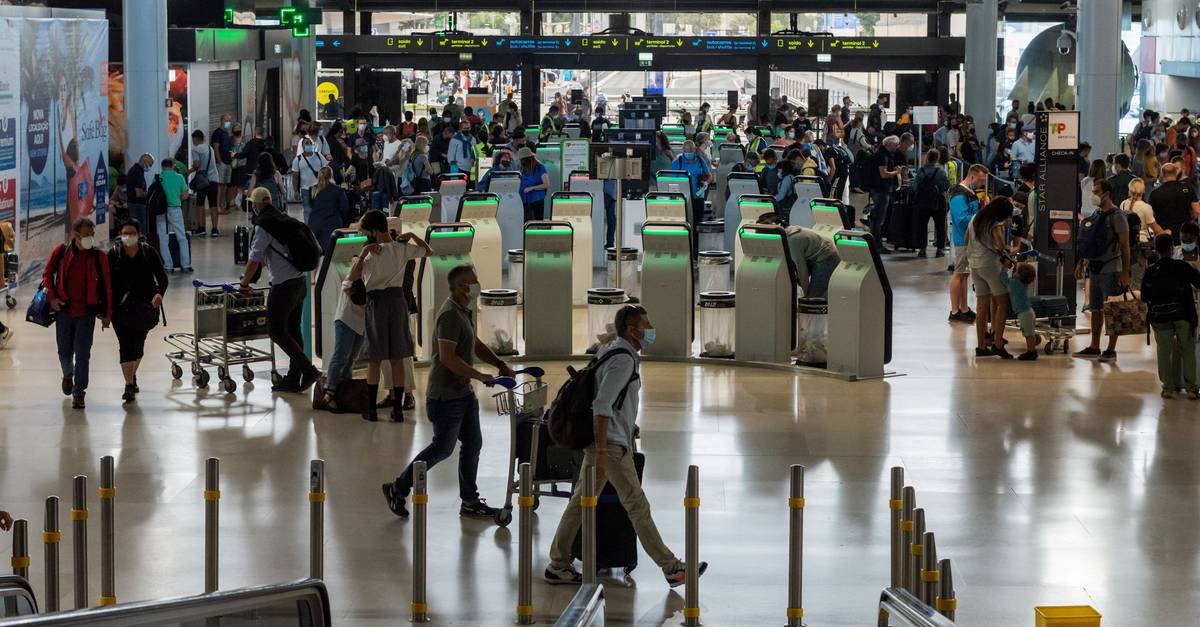Greve nos aeroportos desconvocada após acordo com acionistas da ex-Groundforce