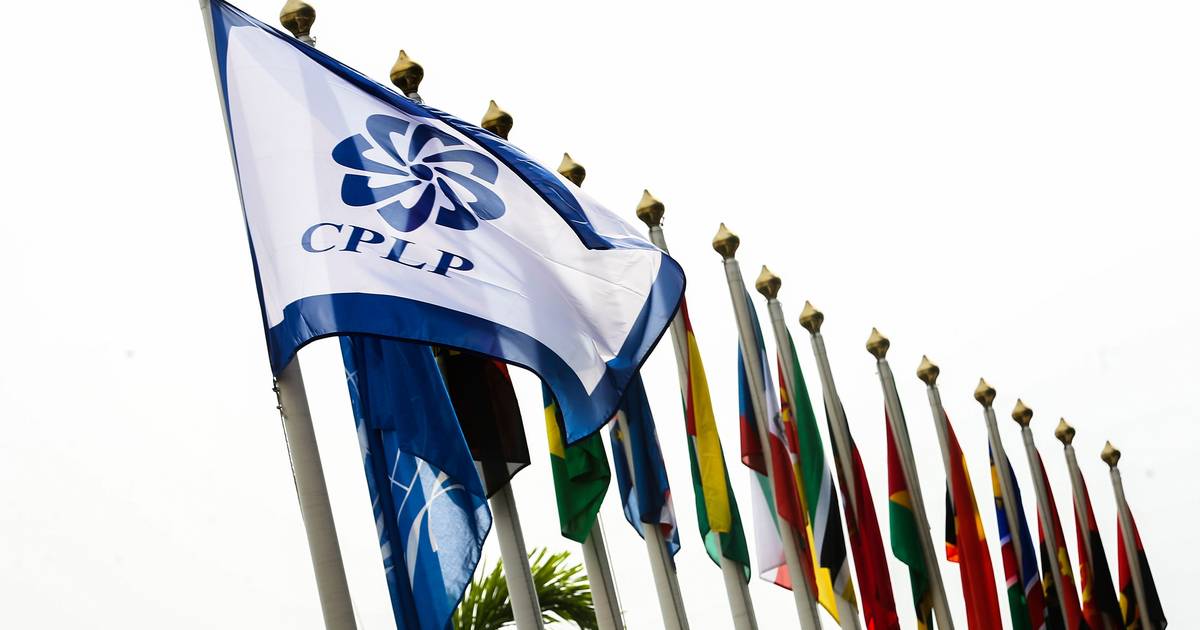 Governo já verificou antecedentes criminais de 90 mil imigrantes com residência CPLP