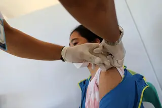 Saúde: as jovens de agora vão chegar a adultas com um risco mínimo de cancro do colo do útero. Porquê?