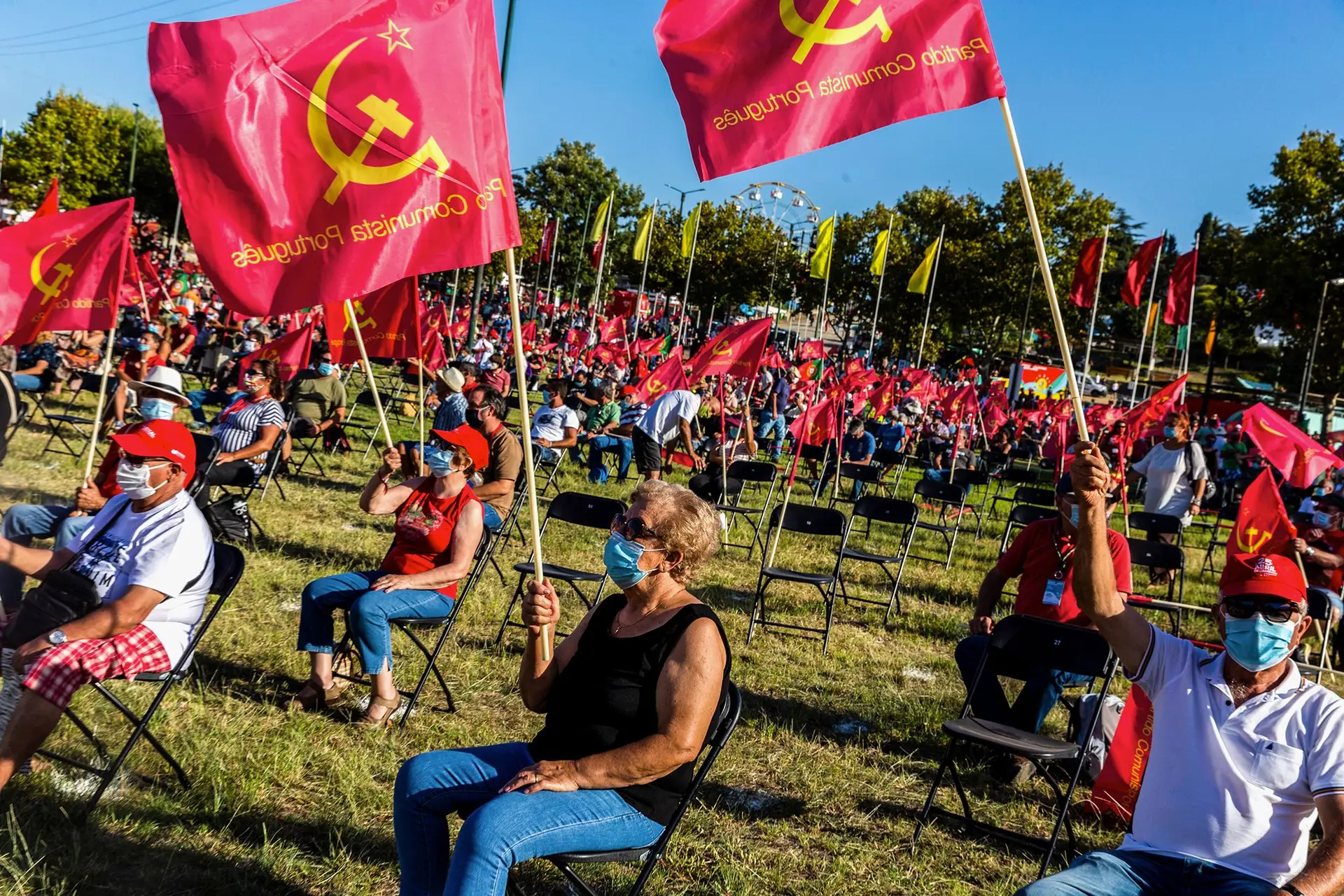 Em 2020, os espetáculos tiveram lugares sentados na Festa do “Avante!”