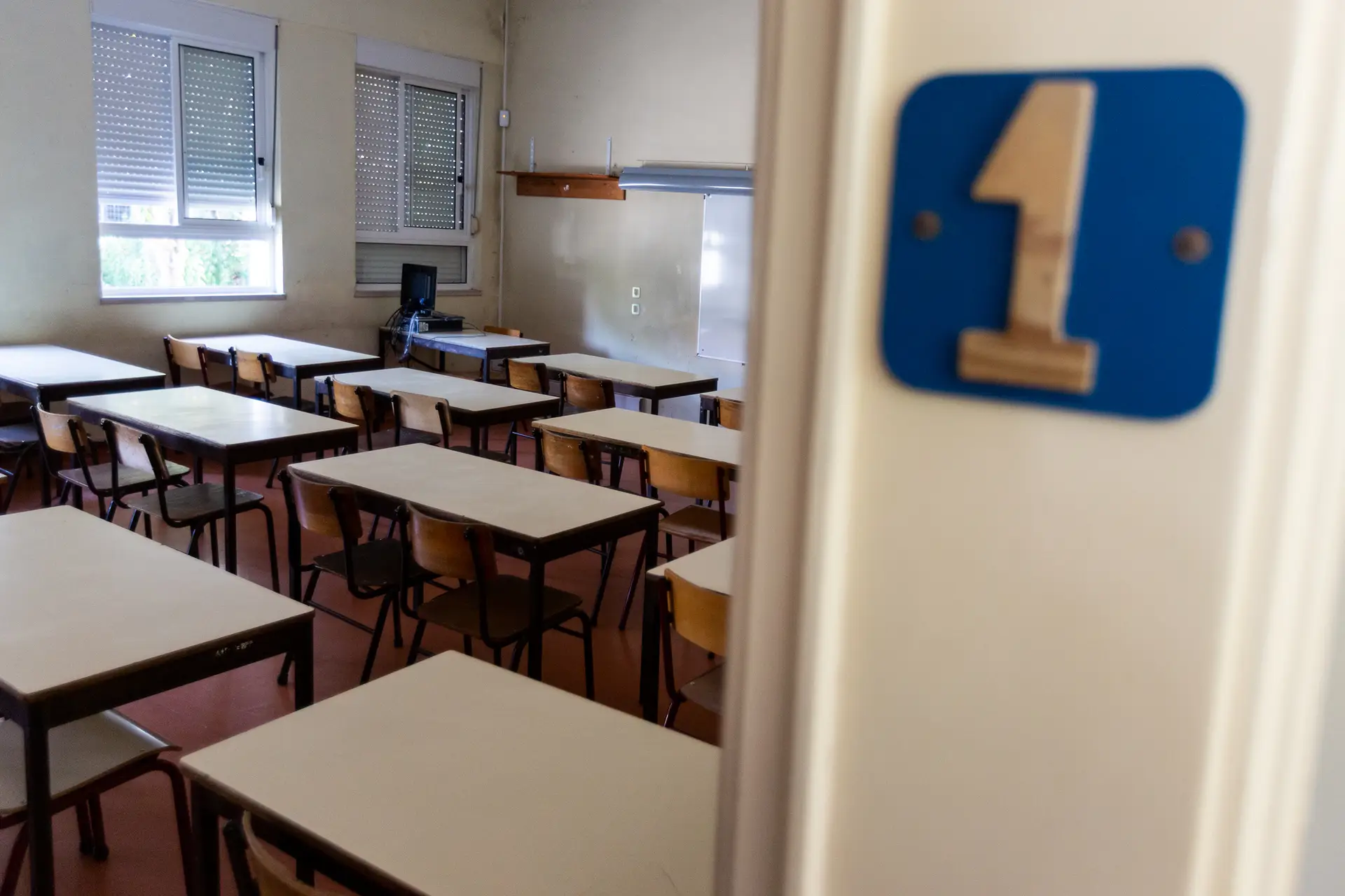 Ministério da Educação determina “progressão condicionada” dos alunos de Famalicão que faltaram às aulas de Cidadania