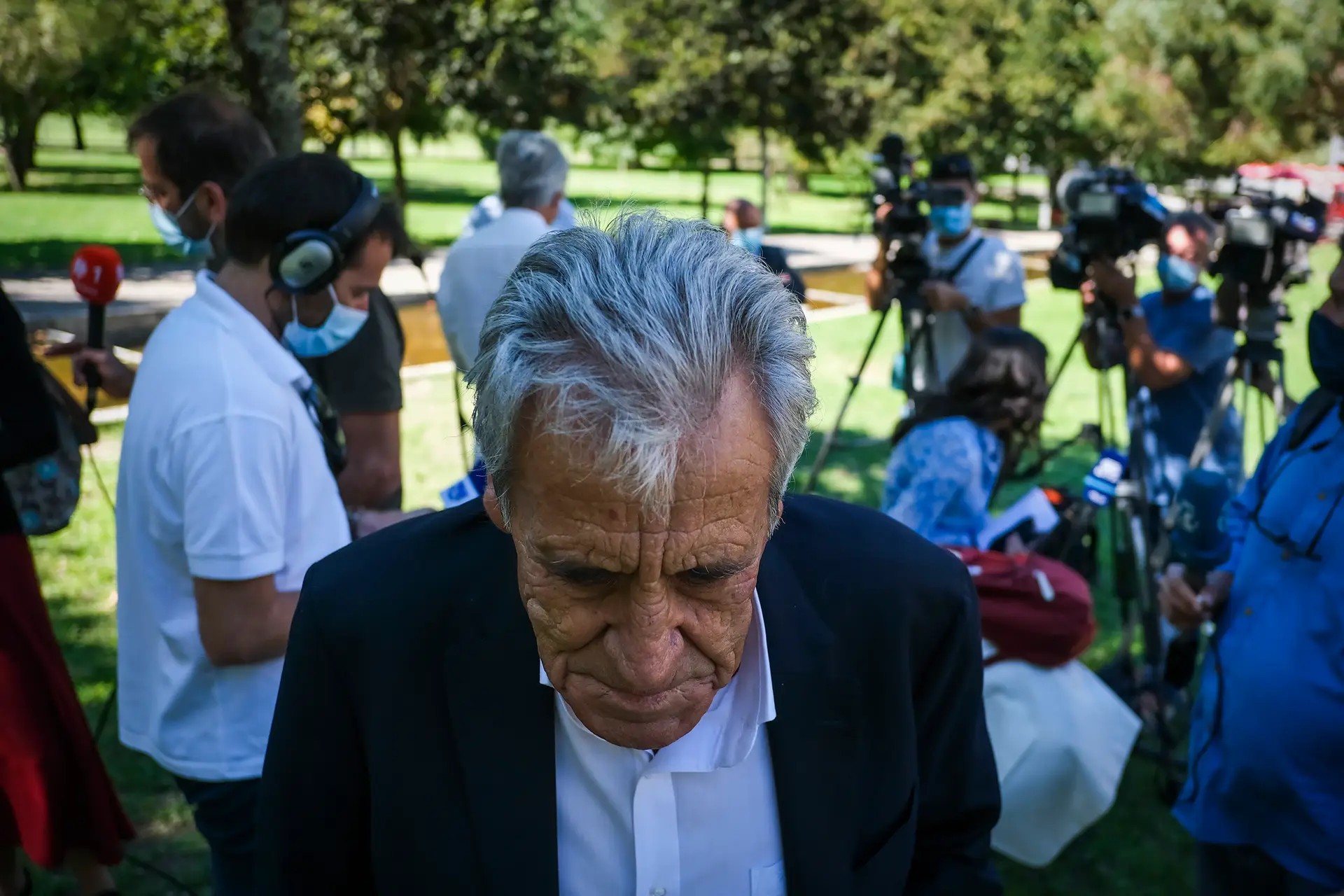 A modinha de Jerónimo: “o PS arrasta, arrasta”, “nós teimamos e teimamos”