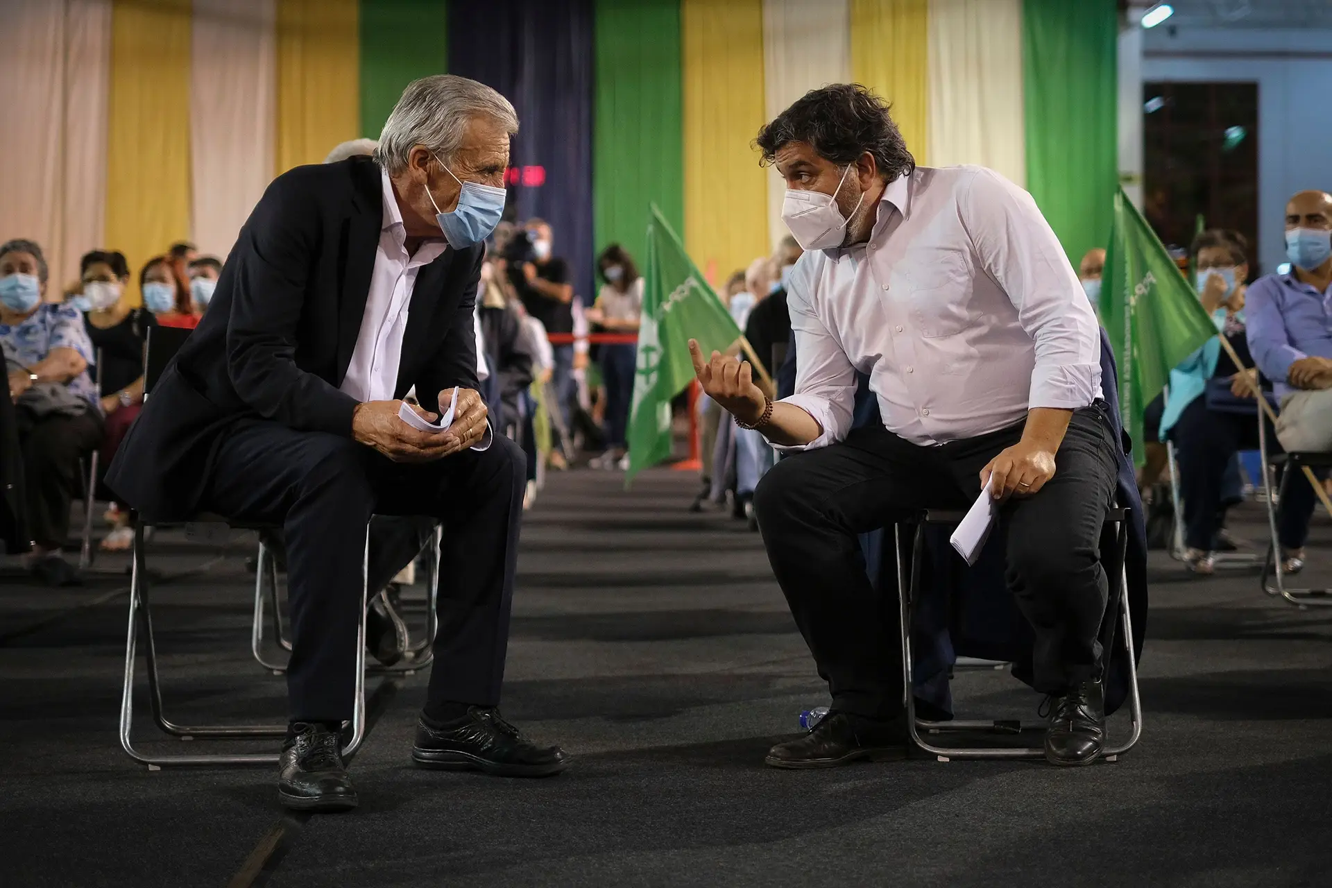 “Marca da gestão PS” é da “promiscuidade familiar e partidária”, diz Bernardino
