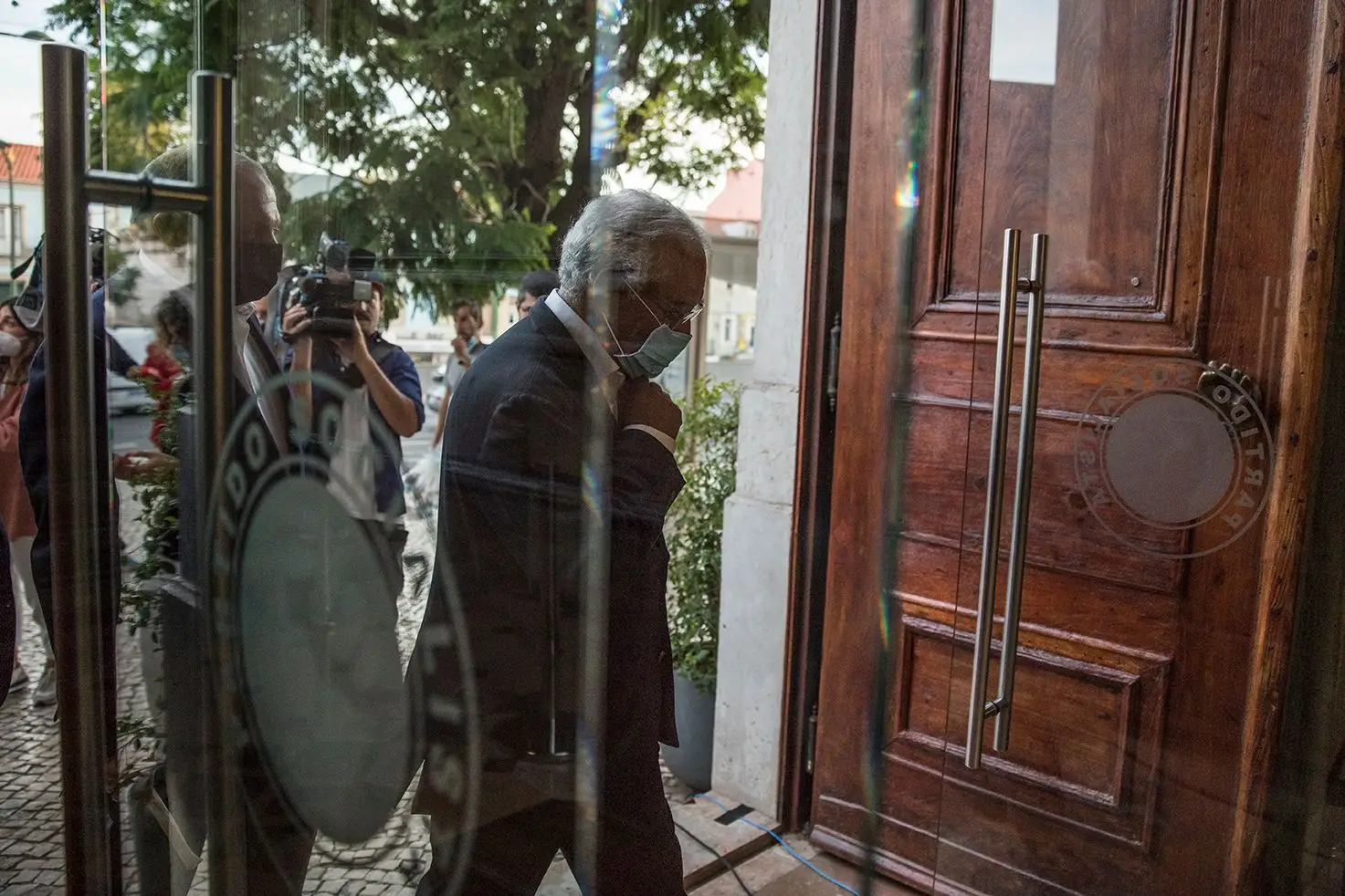 "Entre as derrotas que lamentamos e as vitórias que festejamos": Costa escreve aos militantes do PS a clamar vitória e a dar ânimo
