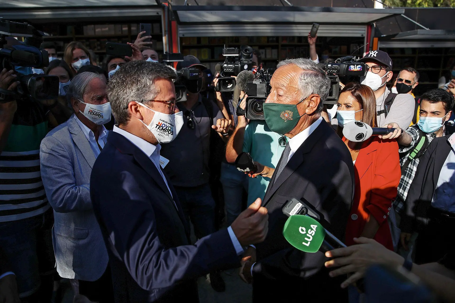Marcelo Rebelo de Sousa e Carlos Moedas serão os protagonistas deste 5 de outubro, já sem máscaras