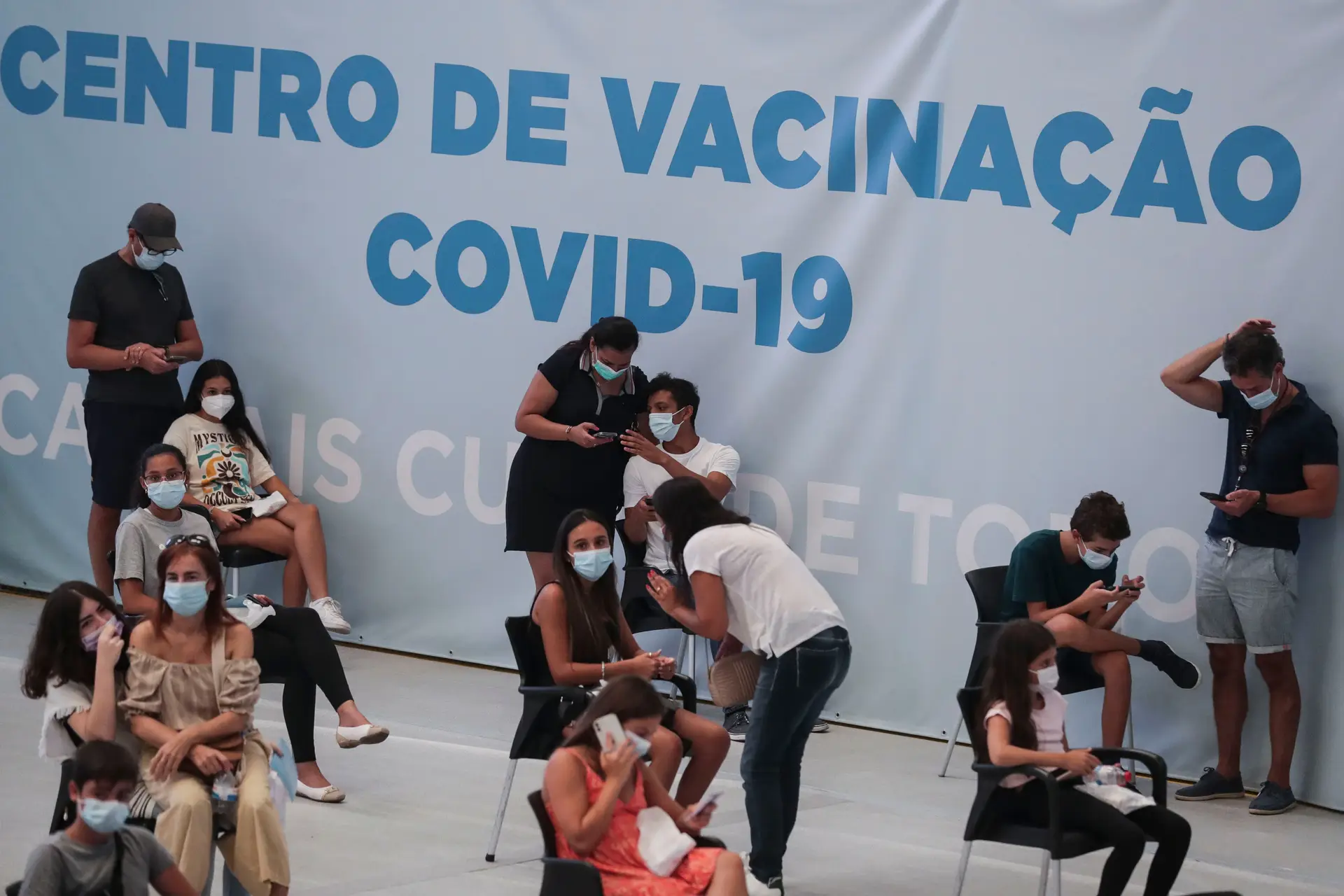 Covid-19: Madeira tem 98% da população com mais de 50 anos vacinada