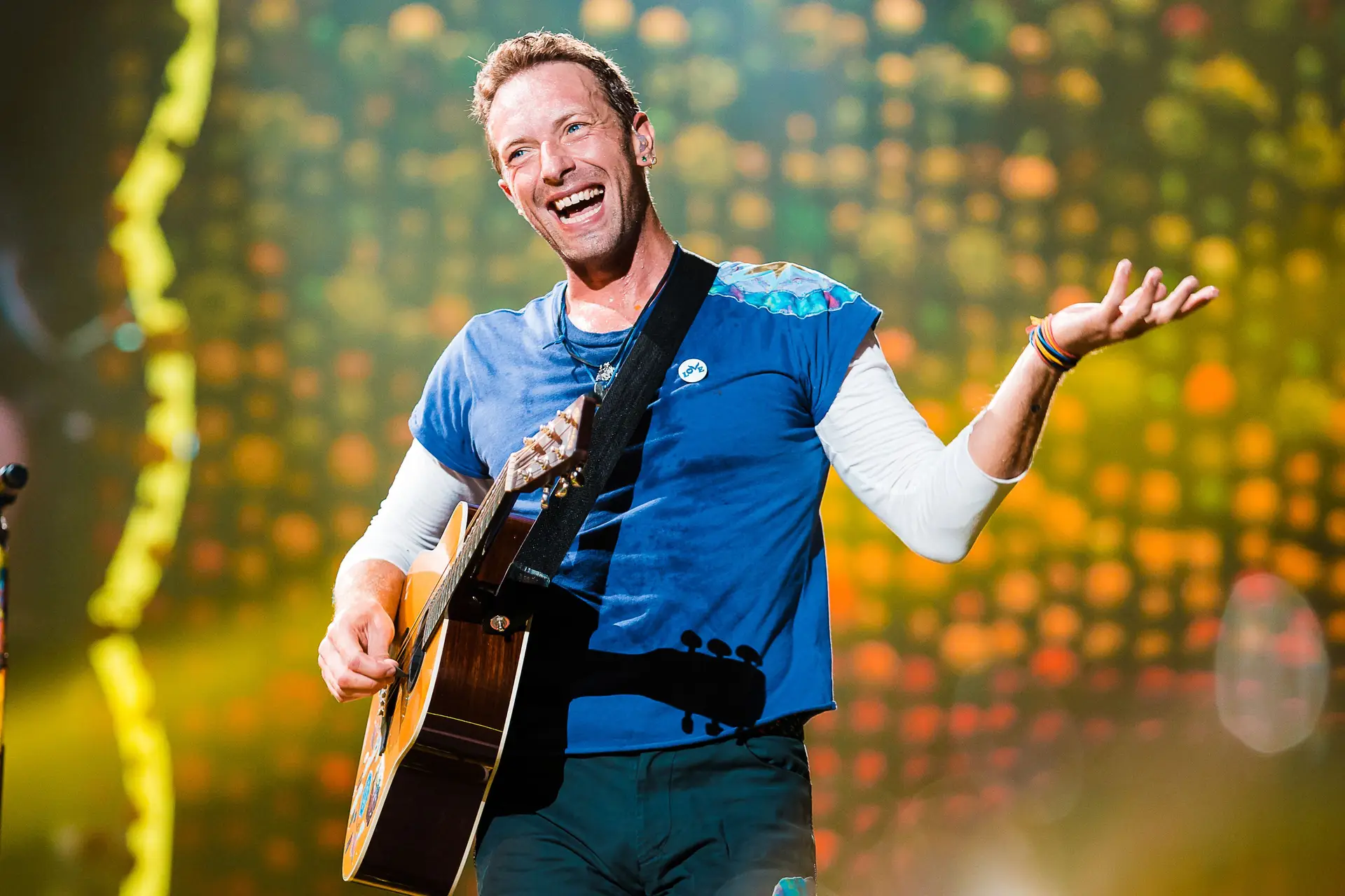 Chris Martin, vocalista dos Coldplay, num concerto no Brasil.