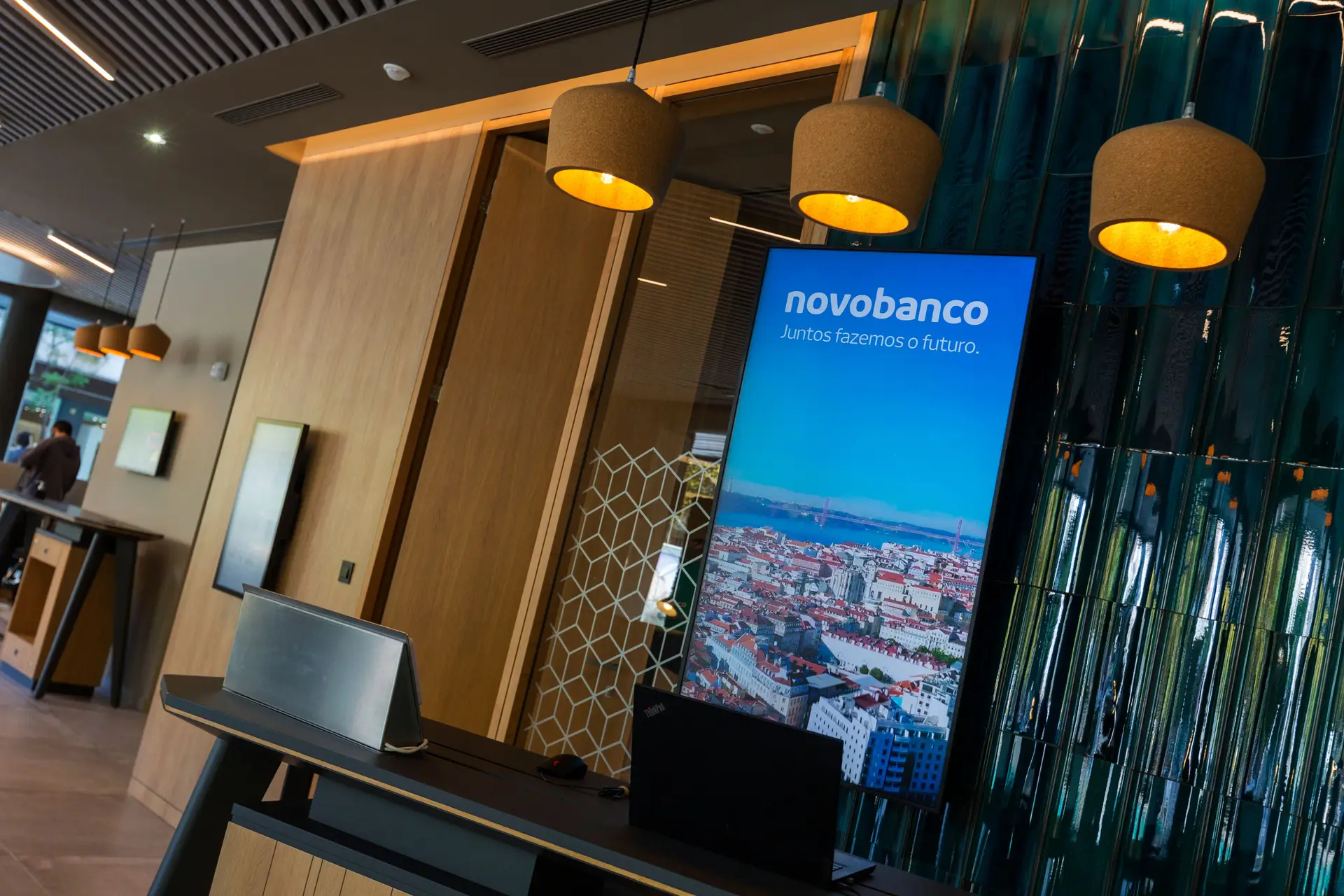 Novo Banco procura quarto administrador financeiro da era Lone Star
