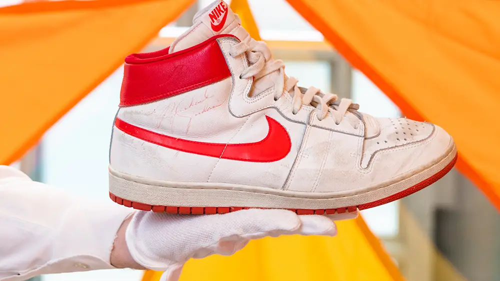 Os Nike Air Ship 1984 são os primeiros de Michael Jordan enquanto basquetebolista profissional