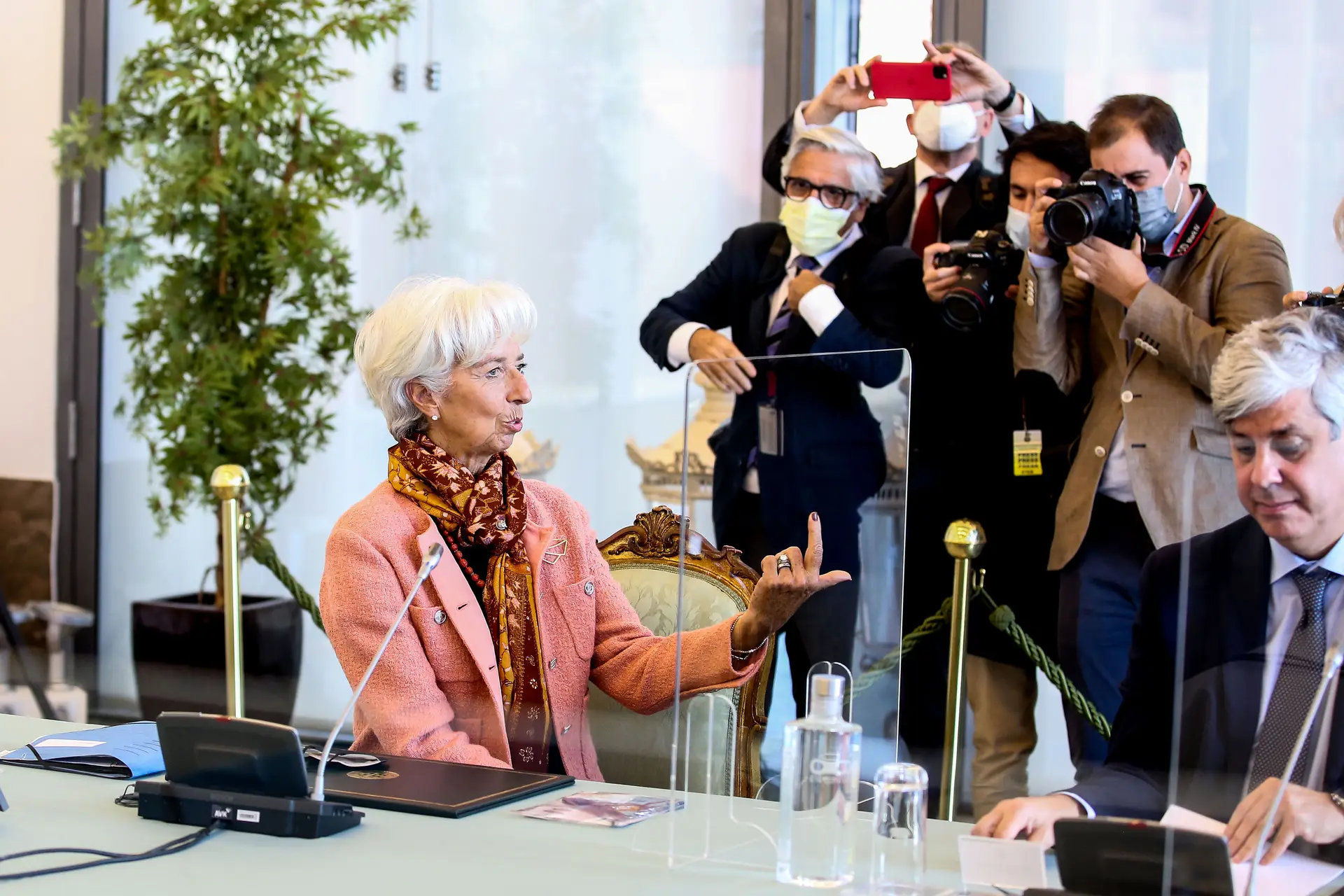 Christine Lagarde, presidente do Banco Central Europeu, e Mário Centeno, governador do Banco de Portugal