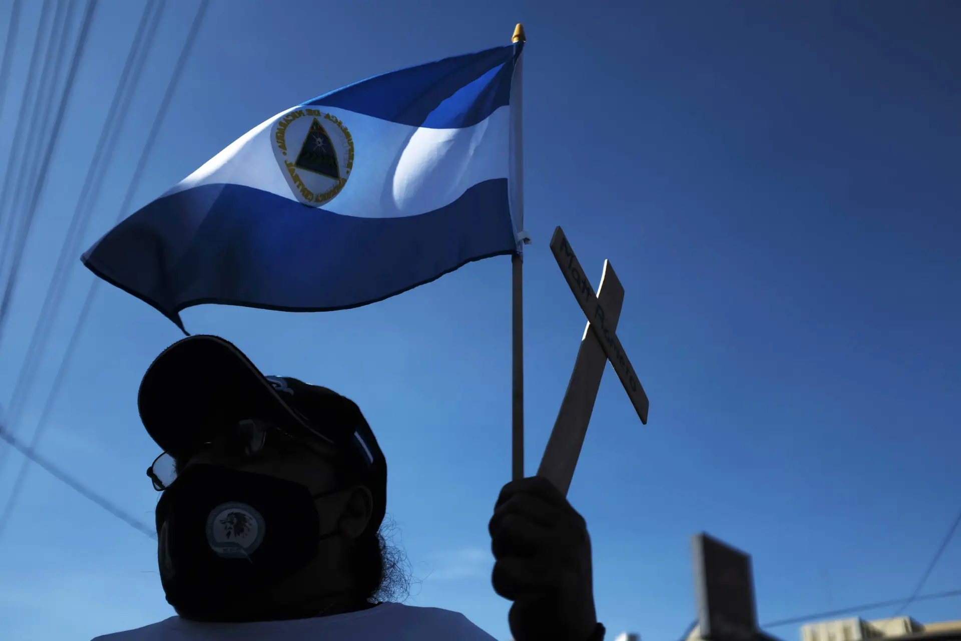Nicarágua: o escalar de tensões que levou à detenção do bispo Rolando Álvarez