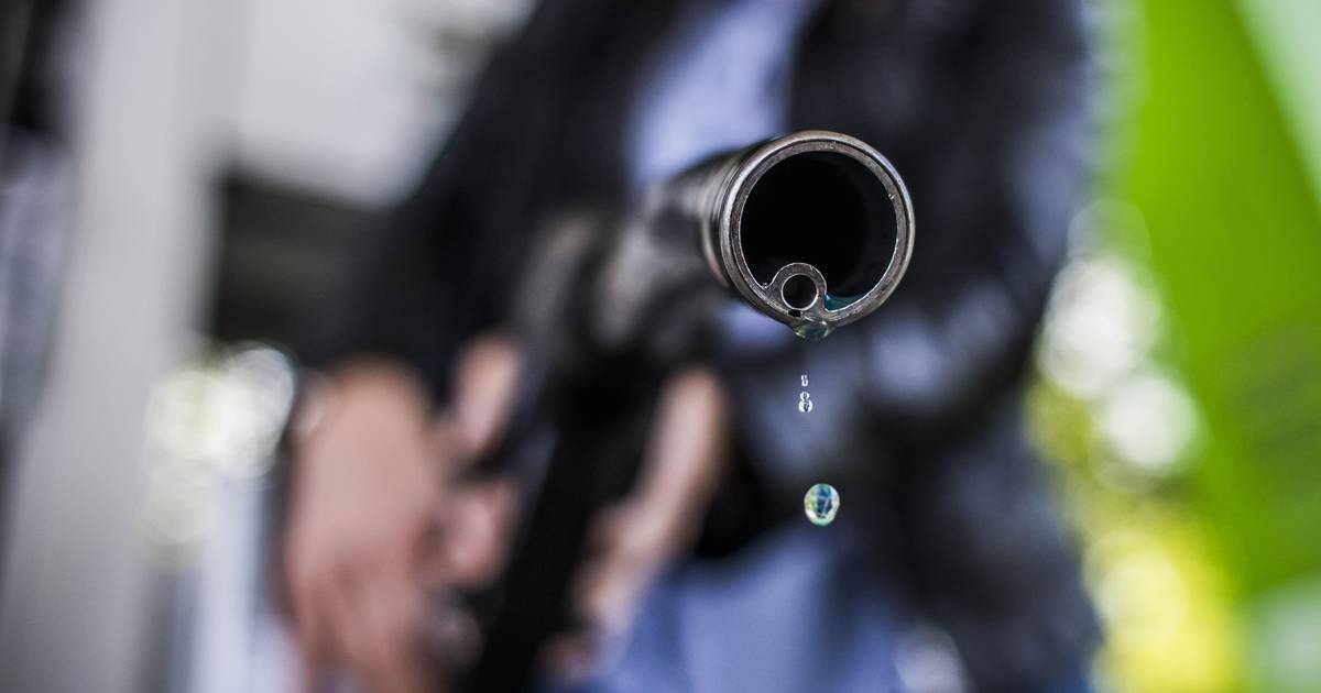Con il carburante che brucia il portafoglio tutti protestano... ma chi ha ragione? La guerra tra PSD e PS in cinque punti