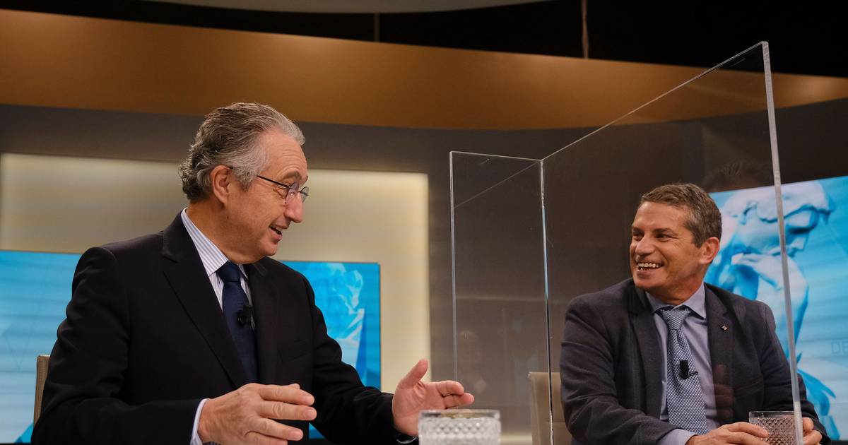 André Freire: Grupo de deputados apresenta projeto de voto de arrependimento na AR
