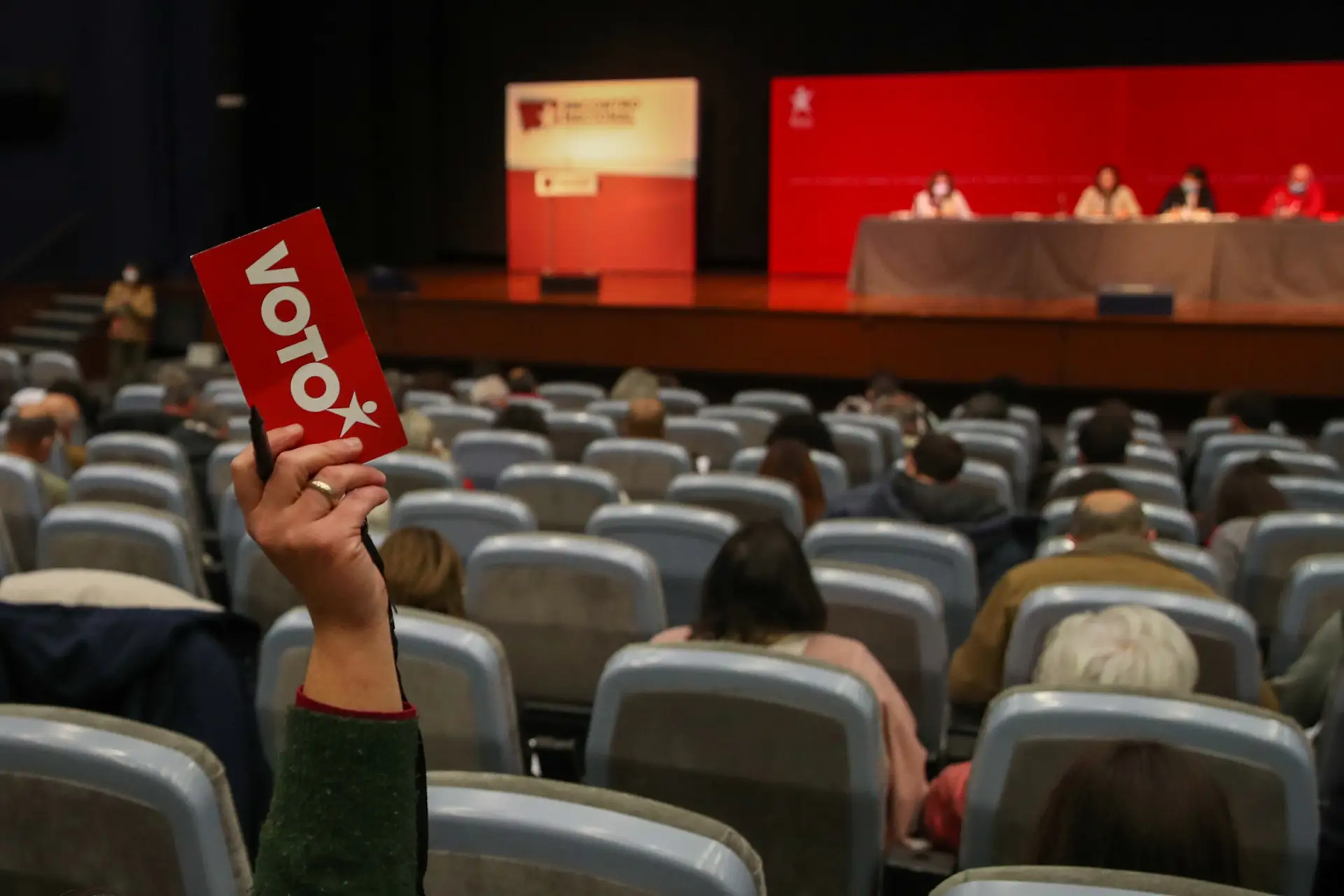 Moção de críticos da direção quer parar caminho de perda de influência do BE