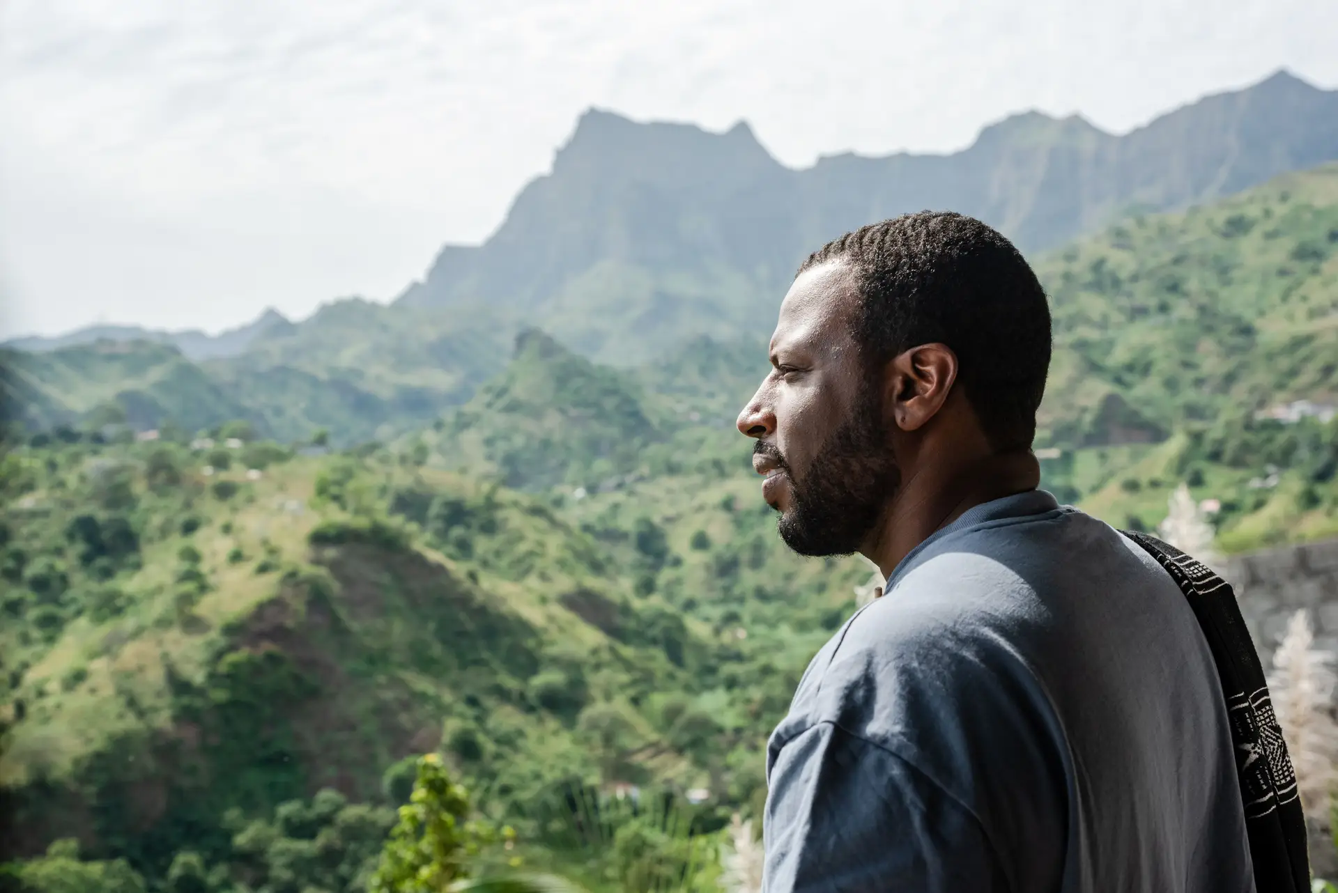 É no interior da ilha que estão as origens familiares de Dino. É para elas que olha com orgulho