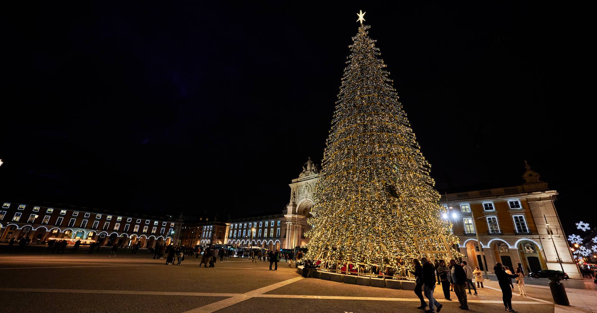 ¿Por qué celebramos la Navidad el 25?  Nadie lo sabe, pero las teorías abundan.