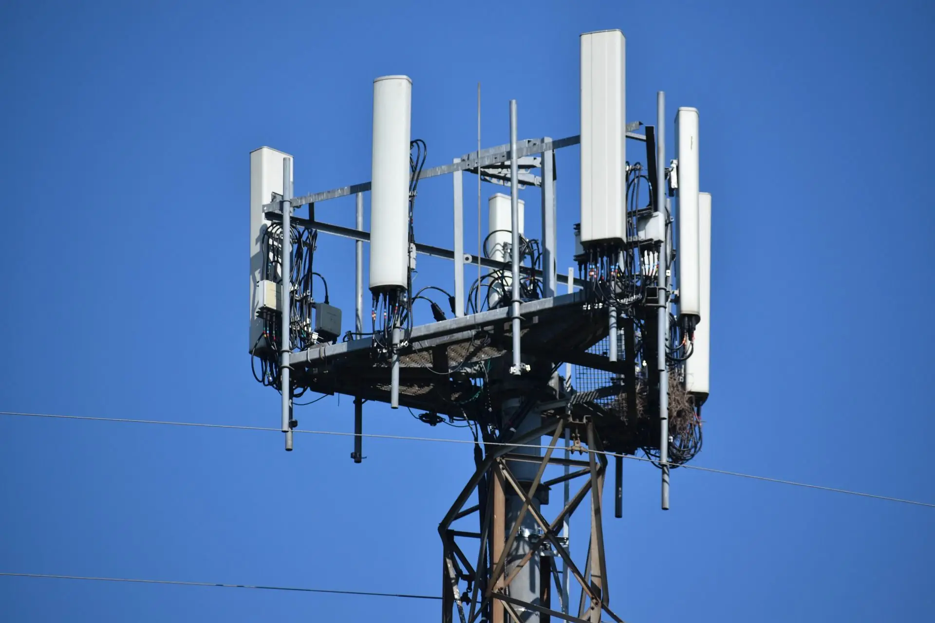 Hospitais, universidades, parques industriais e militares podem pedir a operadores instalação de estações de 5G