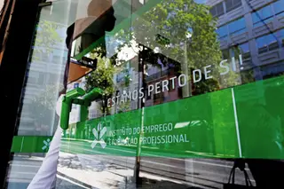 Desemprego registado em Portugal recua em fevereiro