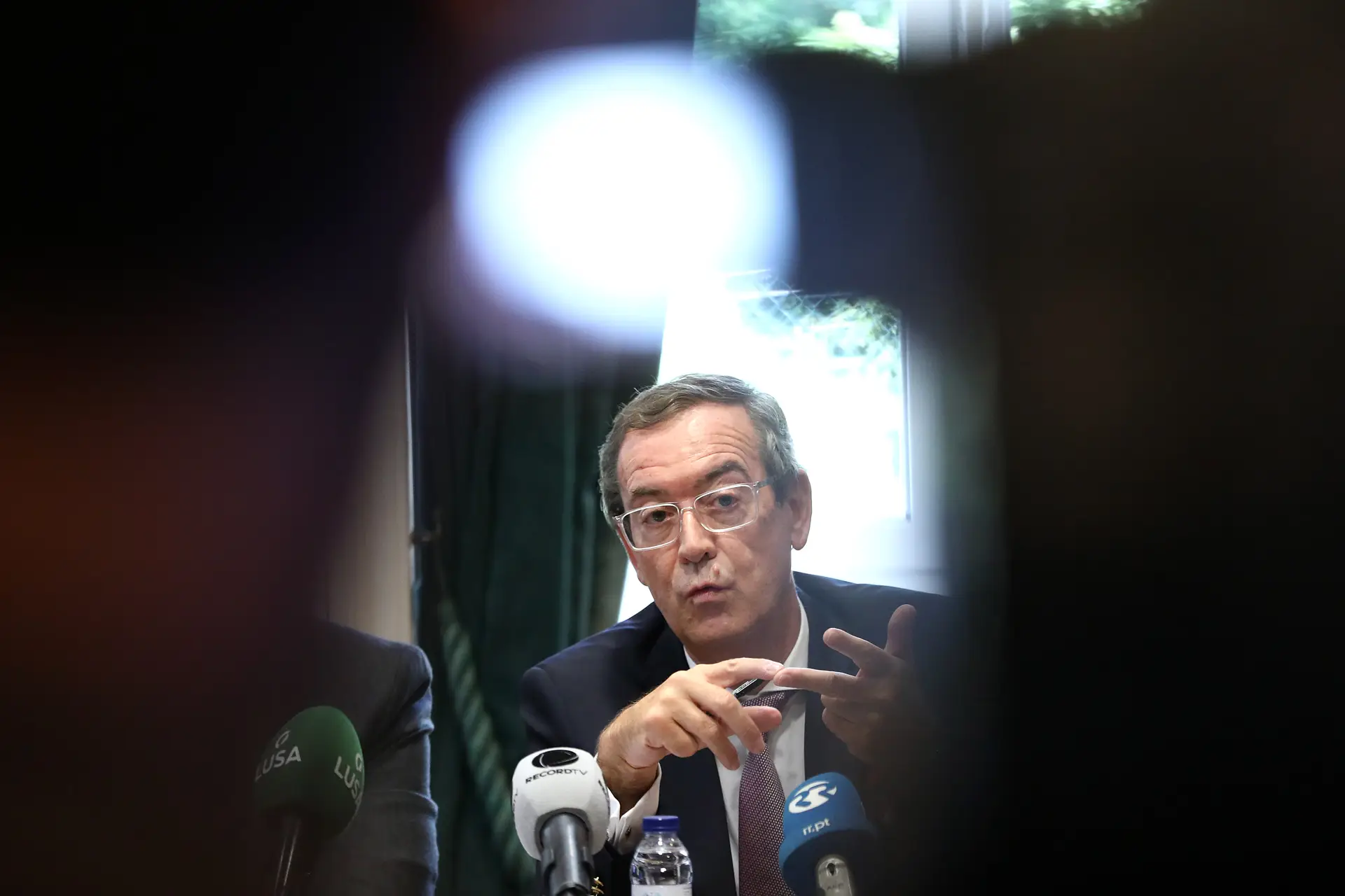 Covid-19: médicos pedem redução dos dias de isolamento e um maior acompanhamento das outras doenças