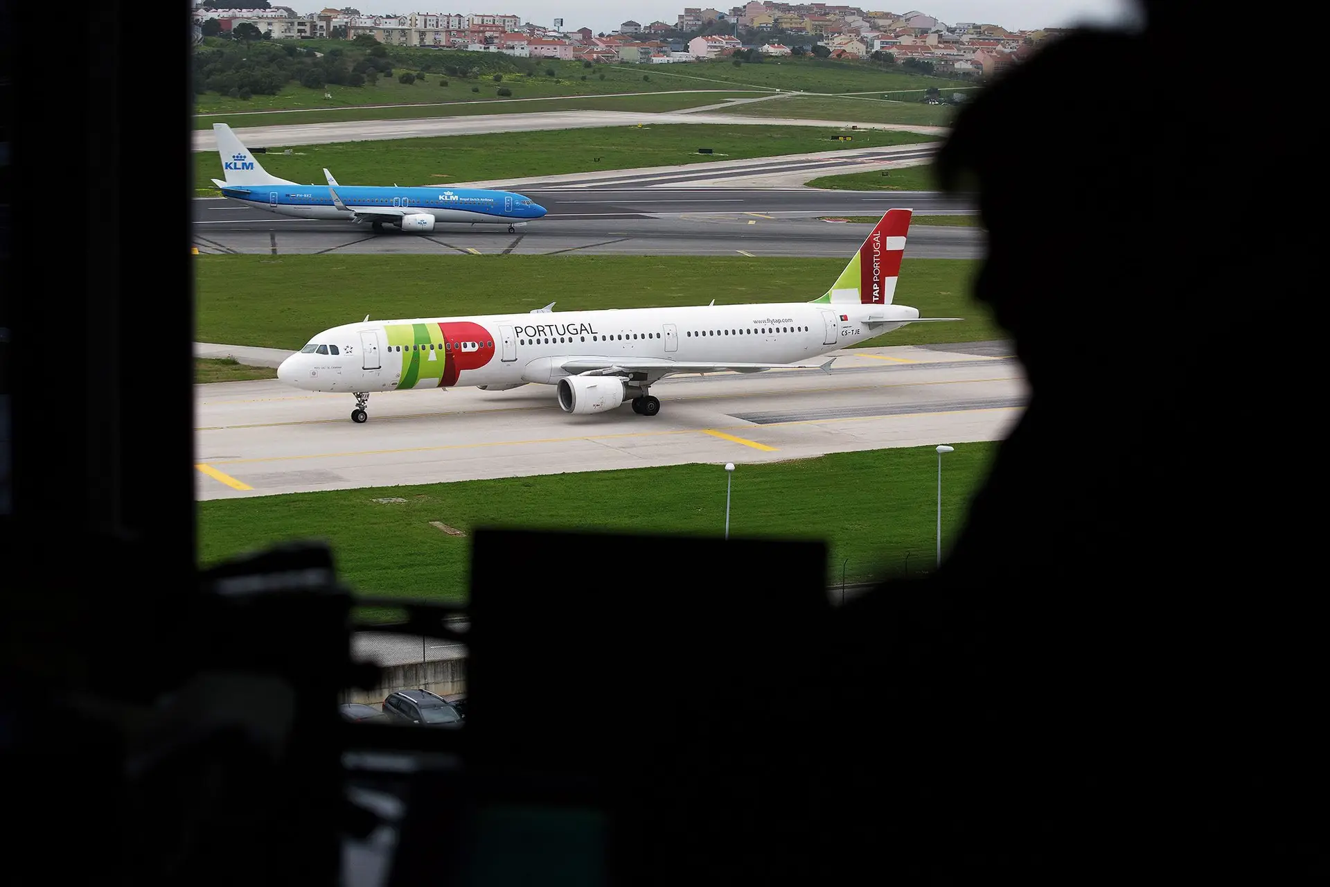 Falha inesperada num radar do aeroporto de Lisboa obrigou a desviar um avião