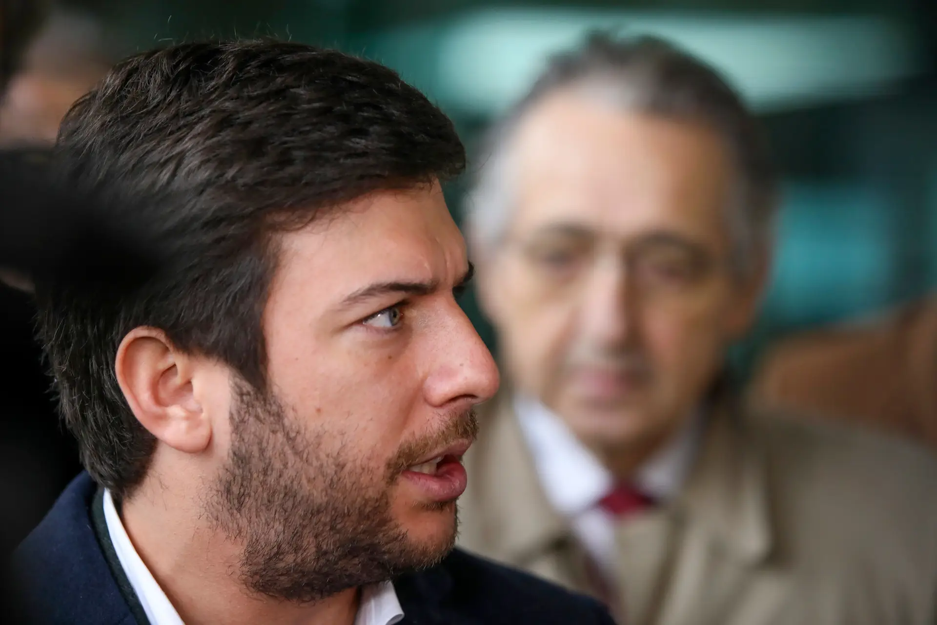Rodrigues dos Santos critica “subalternização” de CDS na AD e quer ver partido mais “ao centro”