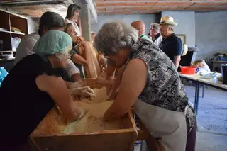 Preparação de cuscos em Trás-os-Montes