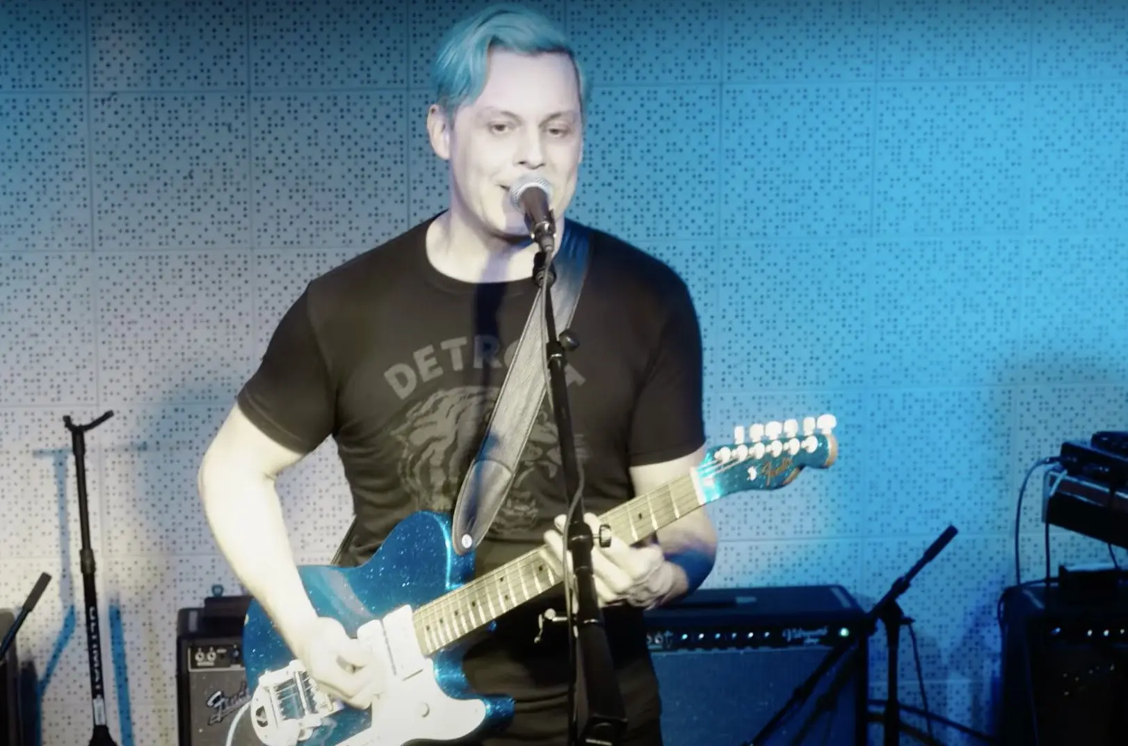Jack White reage ao massacre em escola do Texas: “Estou triste, mas sobretudo exausto. Que tal criar leis que salvem vidas?”