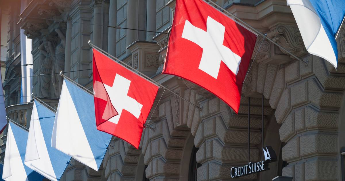 Chuva de milhões do banco central da Suíça iça ações europeias. Credit Suisse dispara 33%
