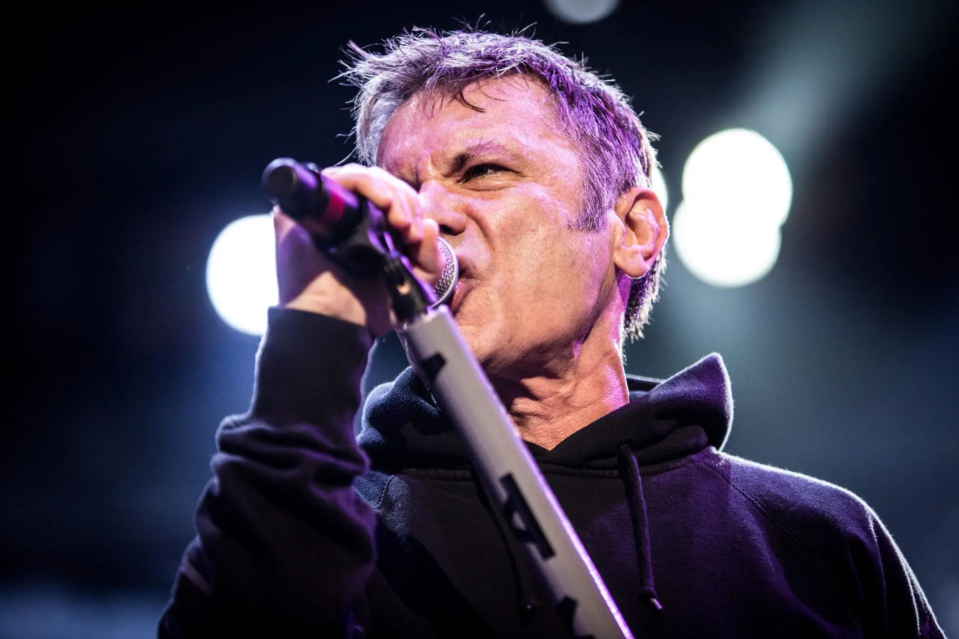 Bruce Dickinson, dos Iron Maiden, ao vivo em 2016/Getty