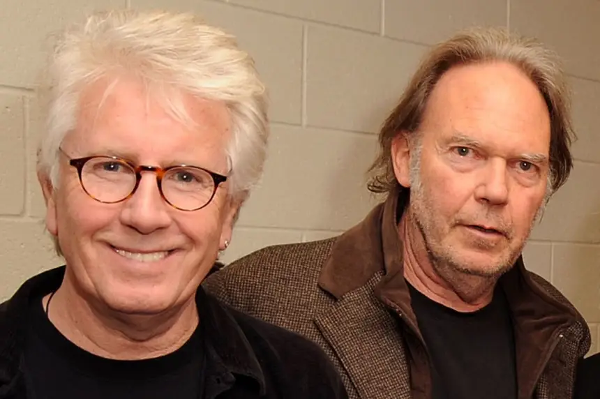 Expreso | Graham Nash también deja Spotify. 