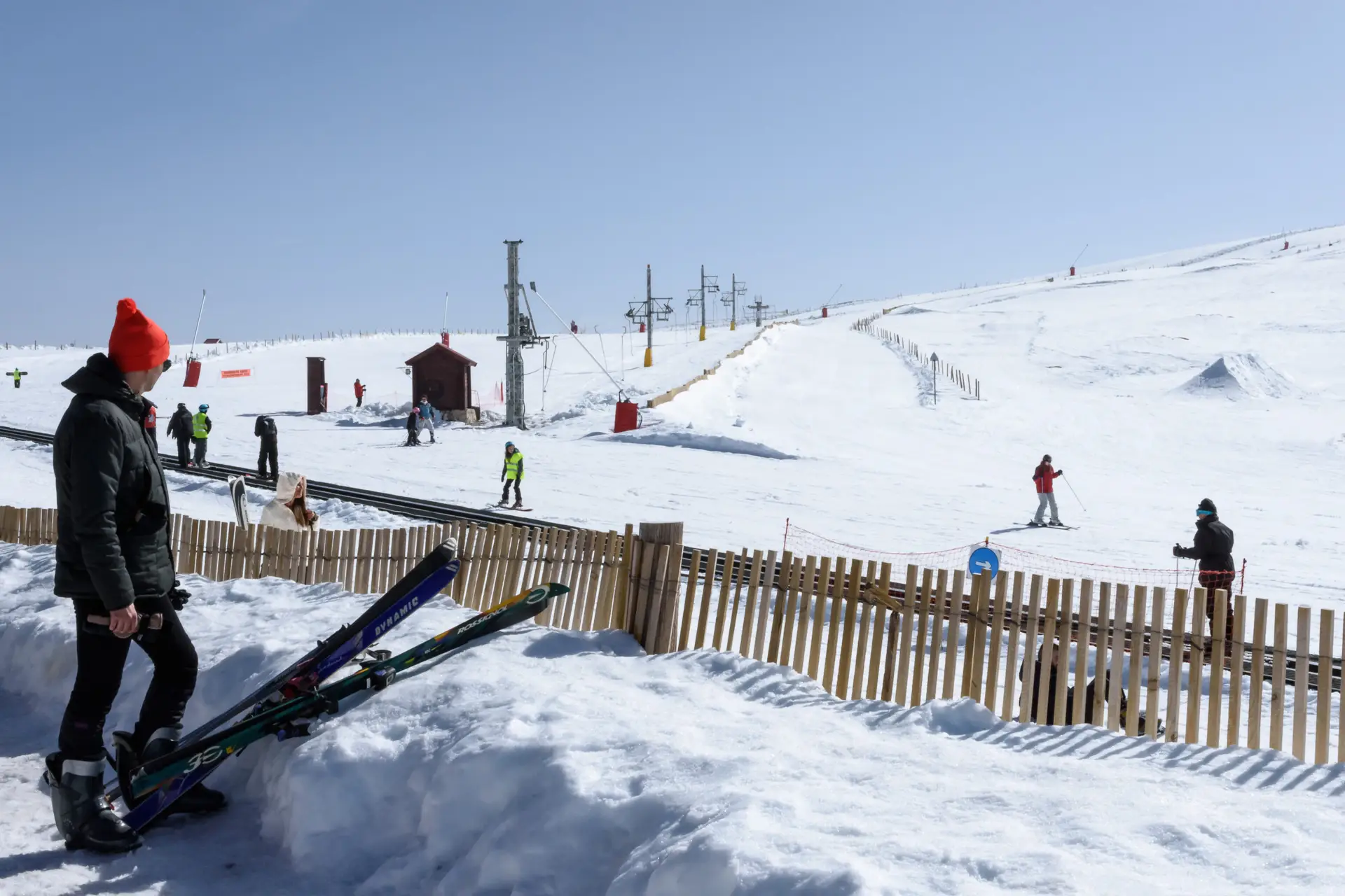 Desportos de inverno e trilhos de descoberta na serra da Estrela