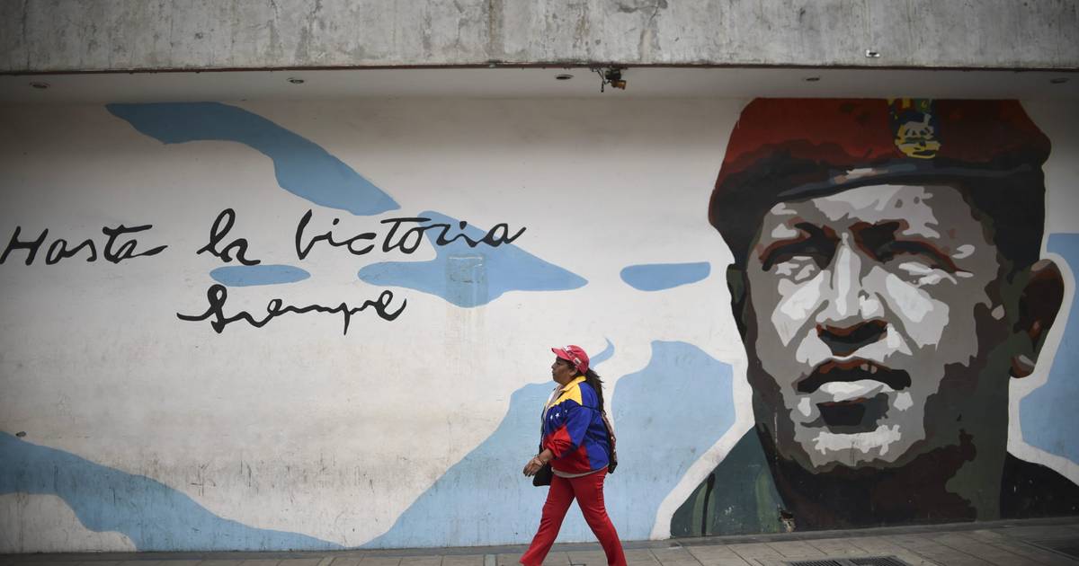 Ex-tesoureira de Hugo Chavez condenada a 15 anos de prisão nos EUA