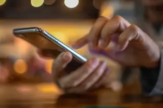 Preço das telecomunicações subiu 4,8% em fevereiro, o maior aumento mensal em 27 anos