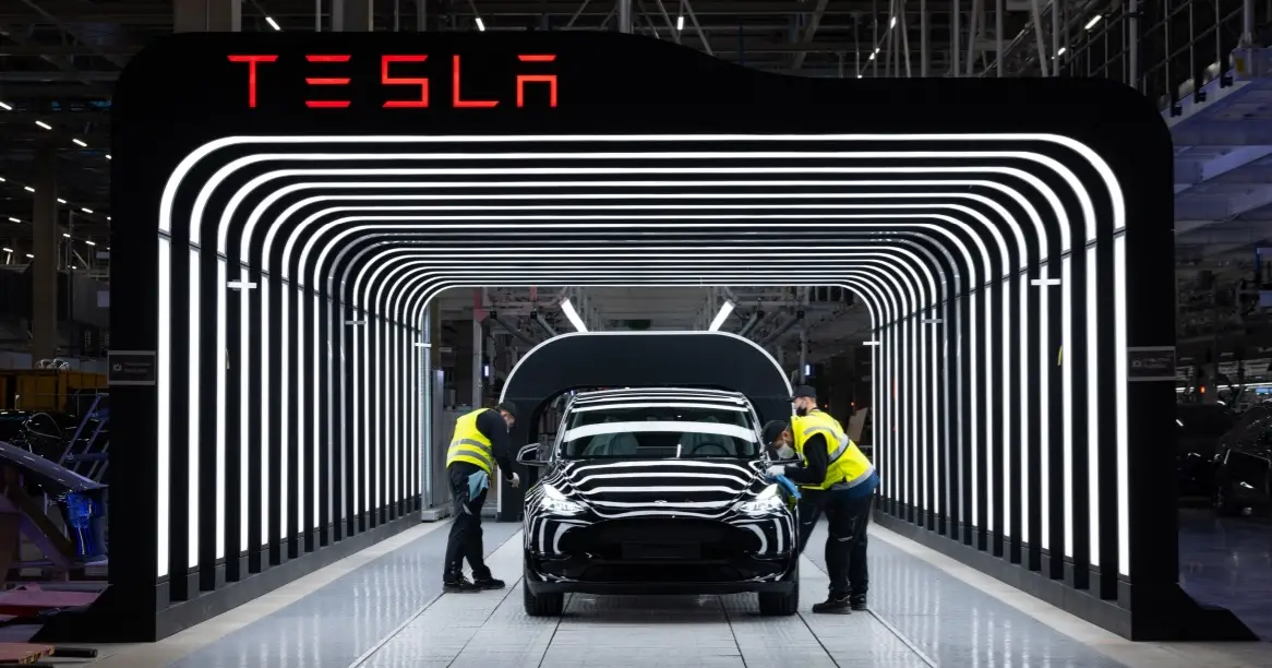 Tesla apresenta resultados trimestrais sete vezes superiores aos homólogos