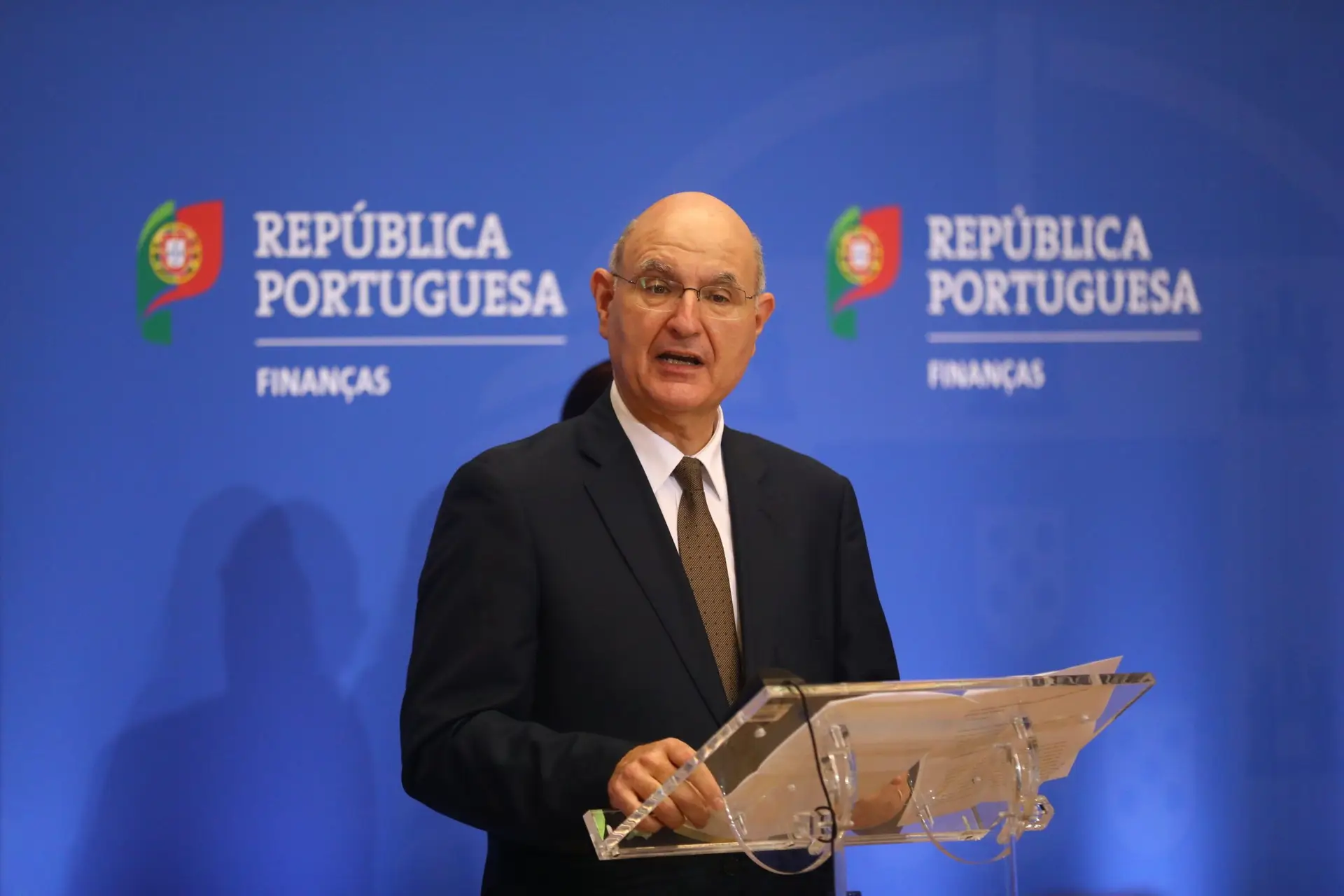 CMVM alerta para riscos de criptoativos, diz que não pode fazer mais, mas acredita que isso vai mudar