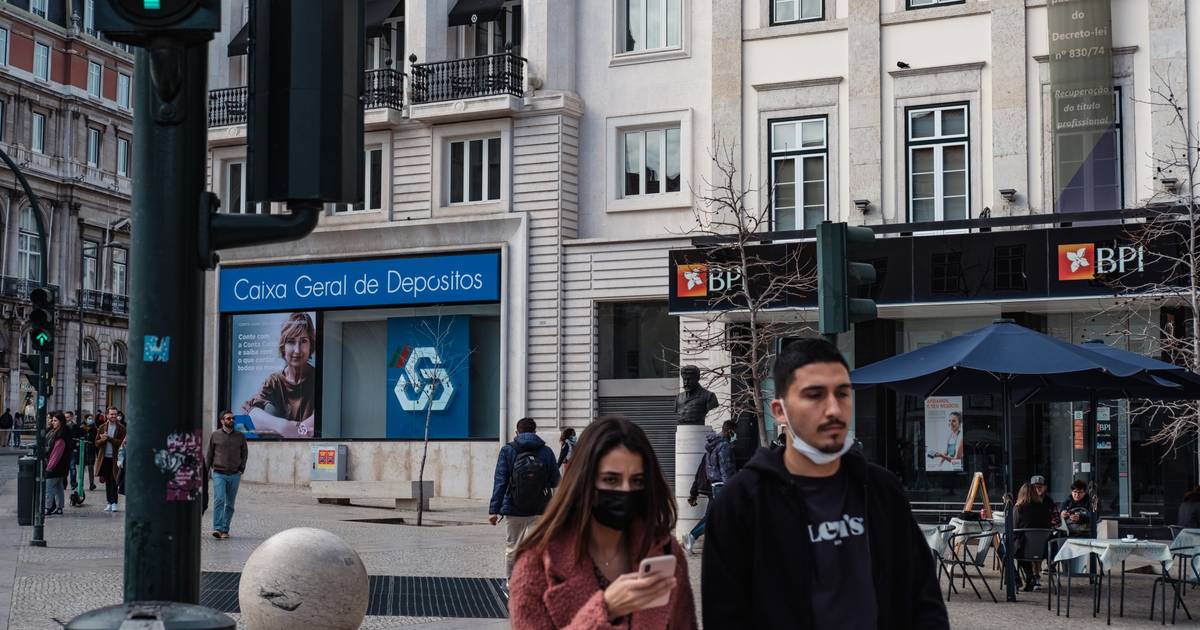 Governo obriga bancos a ter créditos com juros fixos, mas Banco de Portugal e Deco já alertaram para a sua ineficácia