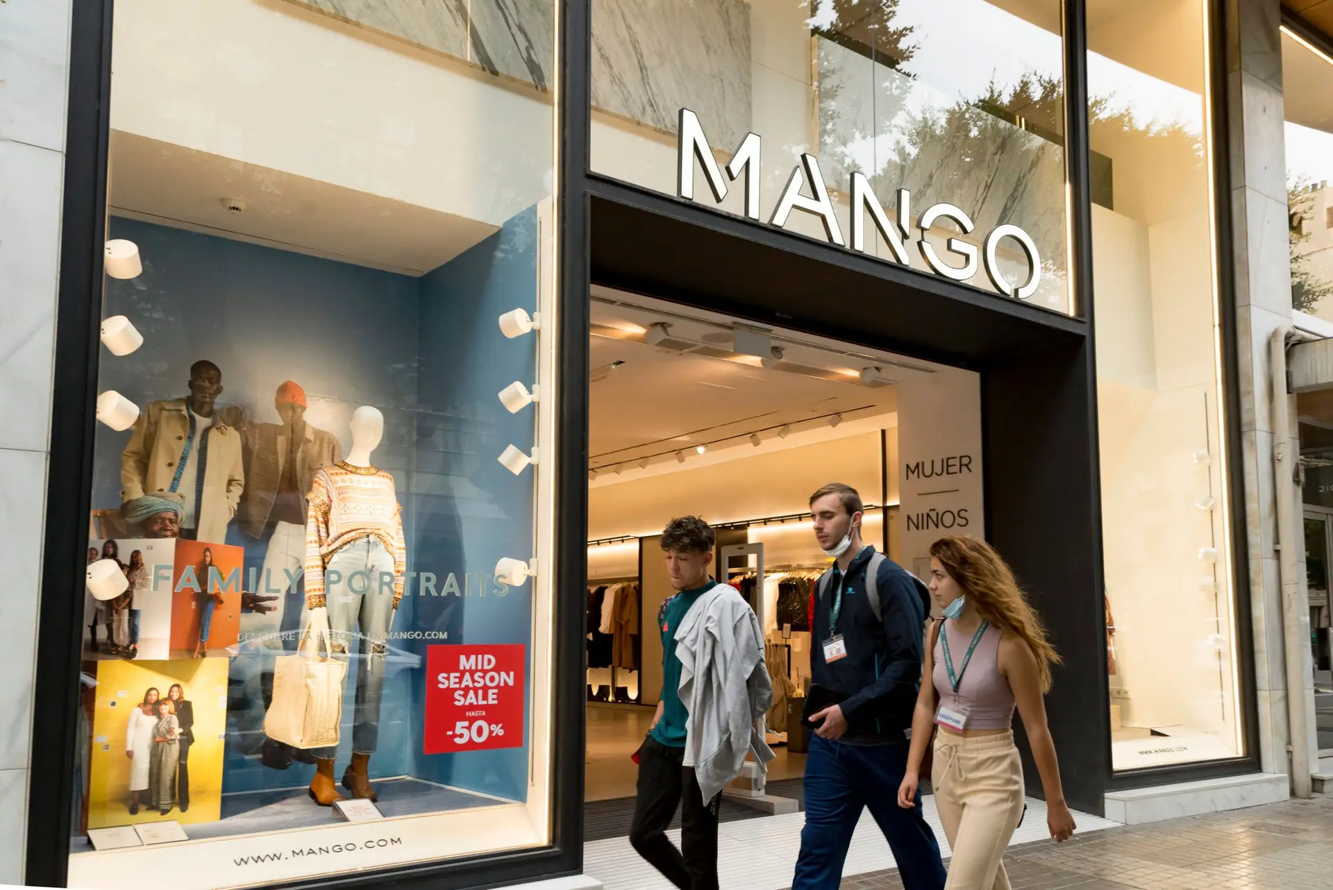 <b>Mango</b> quer abrir mais de 200 lojas ainda em 2022 e espera atingir recorde d...