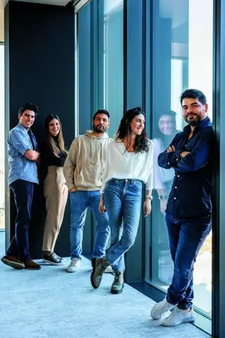 Da esq para a dta: André Eiras, responsável pela expansão internacional, Rita Quintas, Diretora de operações, Ivo Gabriel, diretor de produto, Marta Cardeano, chief of staff e Márcio Colunas, co-fundador