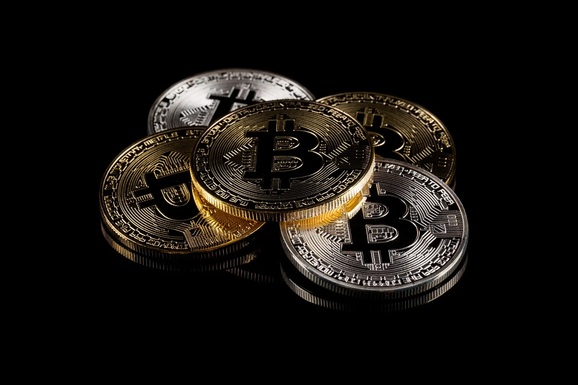 A "surpresa" de 2023 nos criptoativos? Ver a Bitcoin cair para os 5 mil dólares, antecipa analista